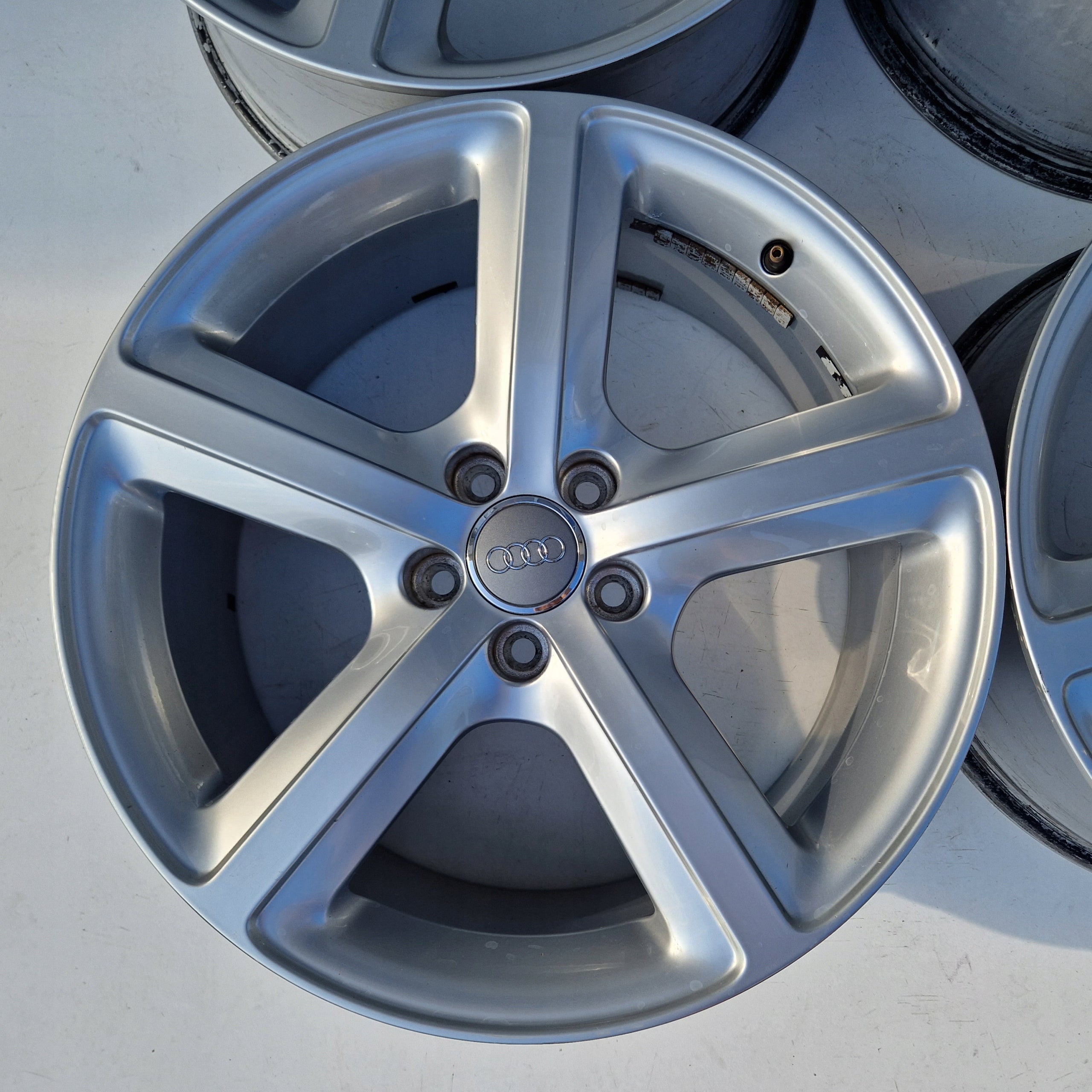 Alu Felge Audi A6 S5 A5 S3 Q5 A4 Aluminum rim 19 Zoll 8.0J 5x112 39ET