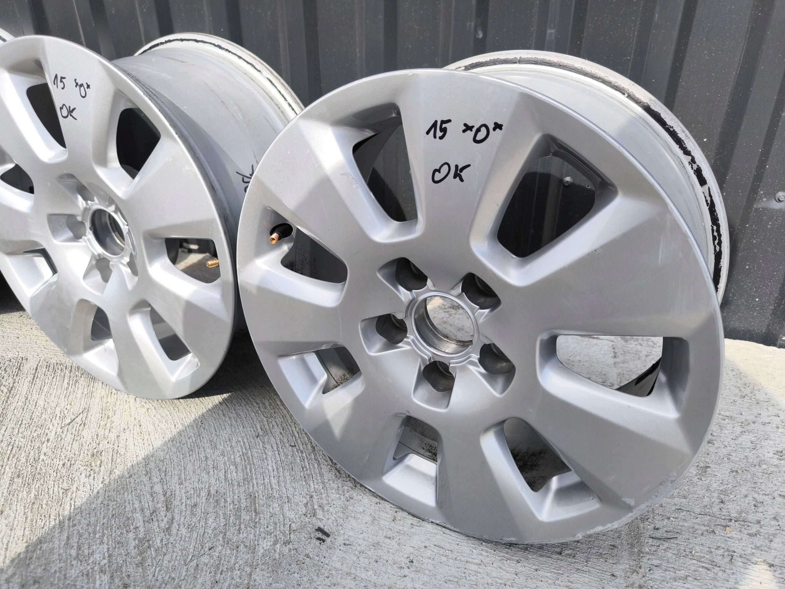 Alu Felge Audi A4 A6 A5 Aluminum rim 16 Zoll 7.5J 5x112 37ET 4G06010250K