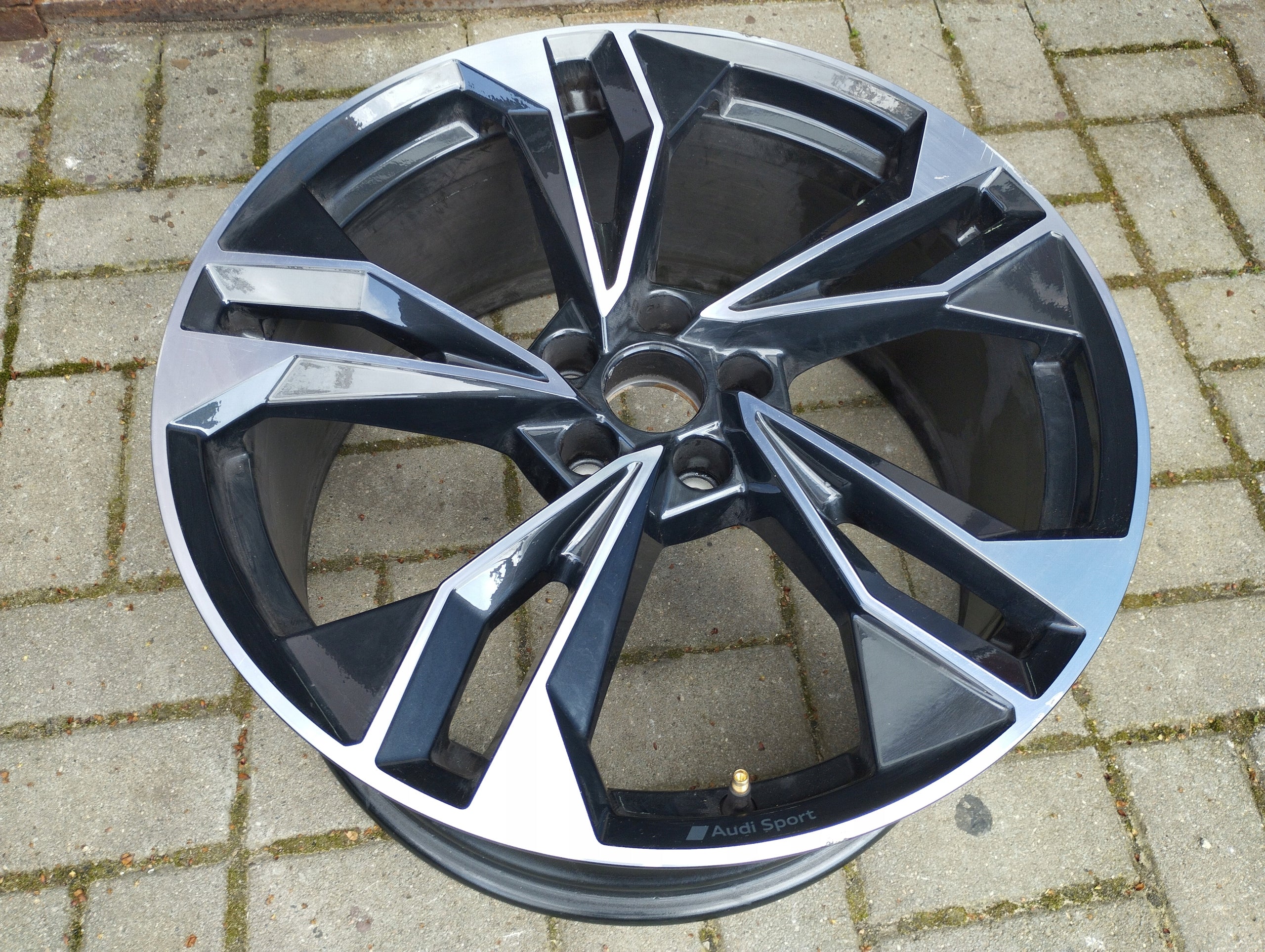 1x Alu Felge Audi A4 A5 S5 S4 Aluminum rim 20 Zoll 9.0J 5x112 34ET 8W0601025EQ