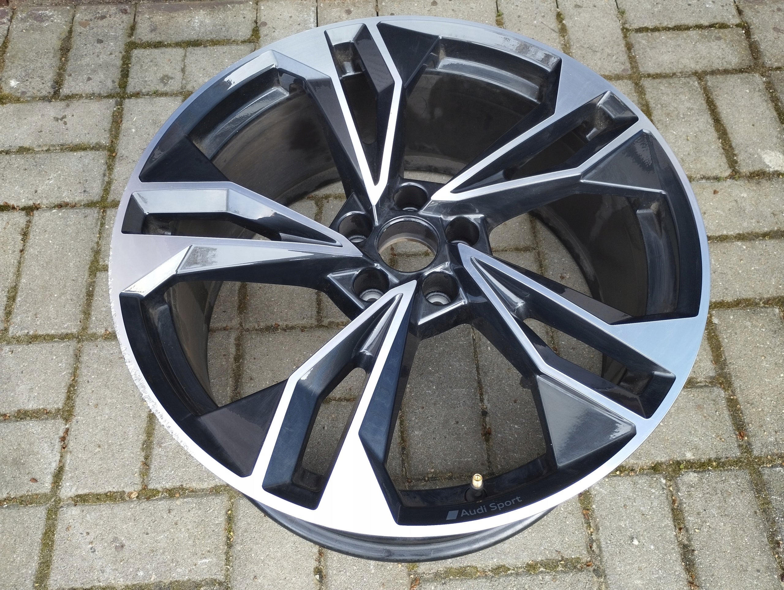 1x Alu Felge Audi A4 A5 S5 S4 Aluminum rim 20 Zoll 9.0J 5x112 34ET 8W0601025EQ