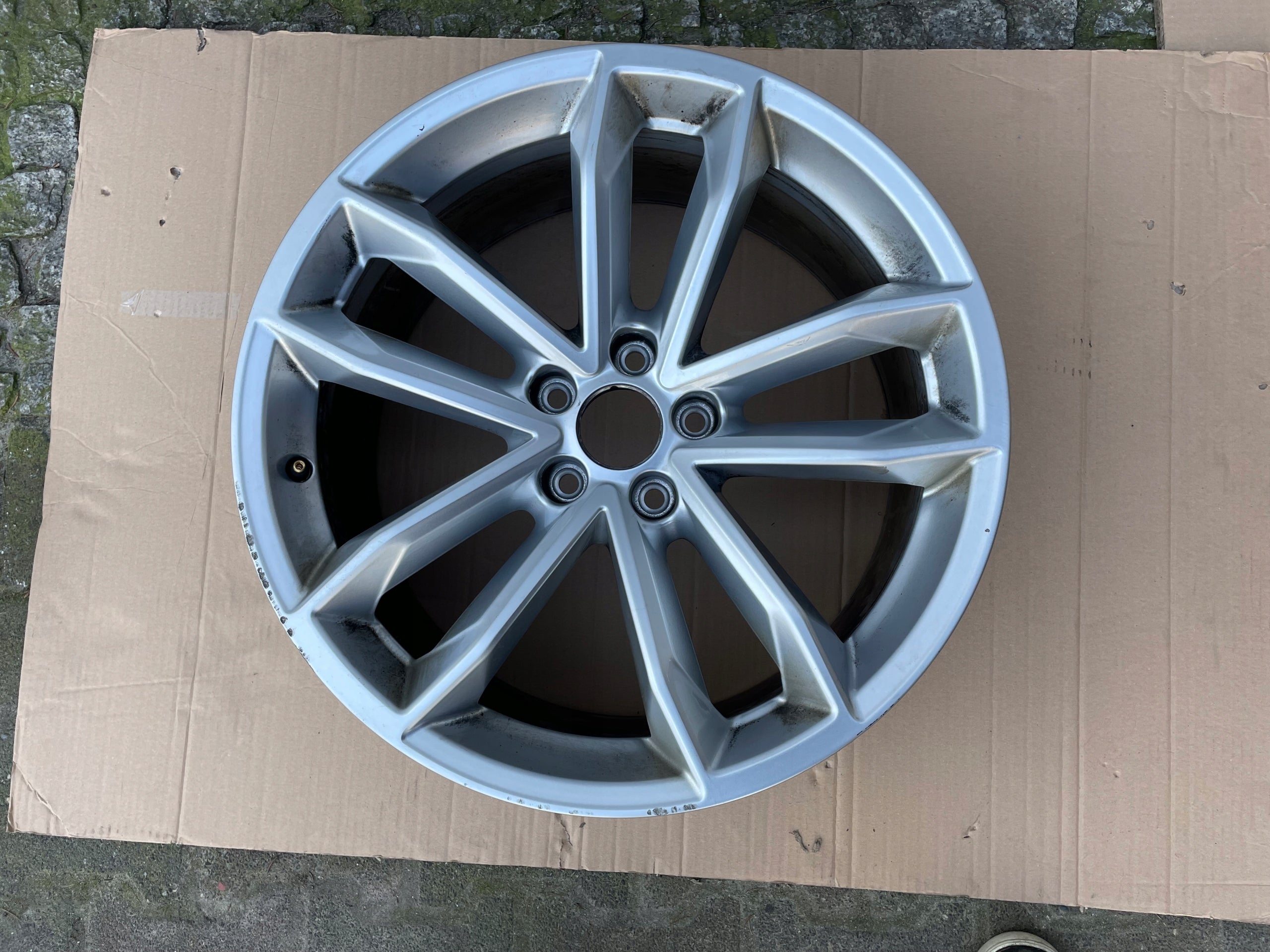  1x aluminum rim Audi A4 A5 S4 aluminum rim 19 inch 8.5J 5x112 8W0601025DG  product image