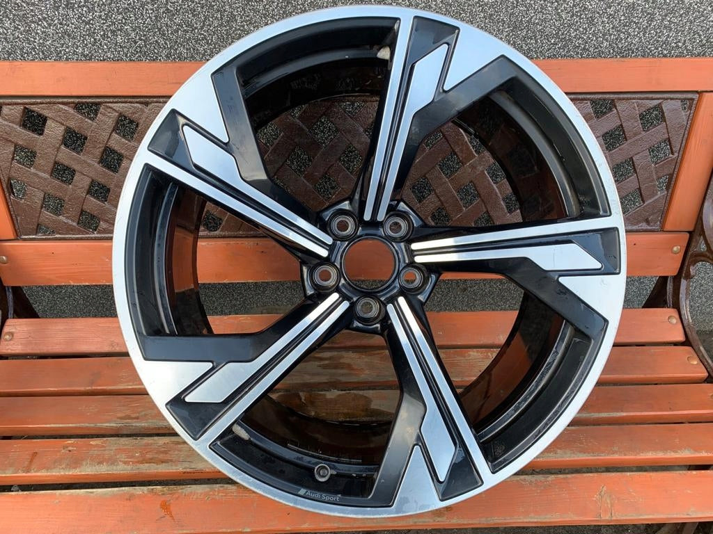  1x Alu Felge Audi A4 A5 Aluminum rim 20 Zoll 9.0J 5x112 22ET 8W0601025DT product image