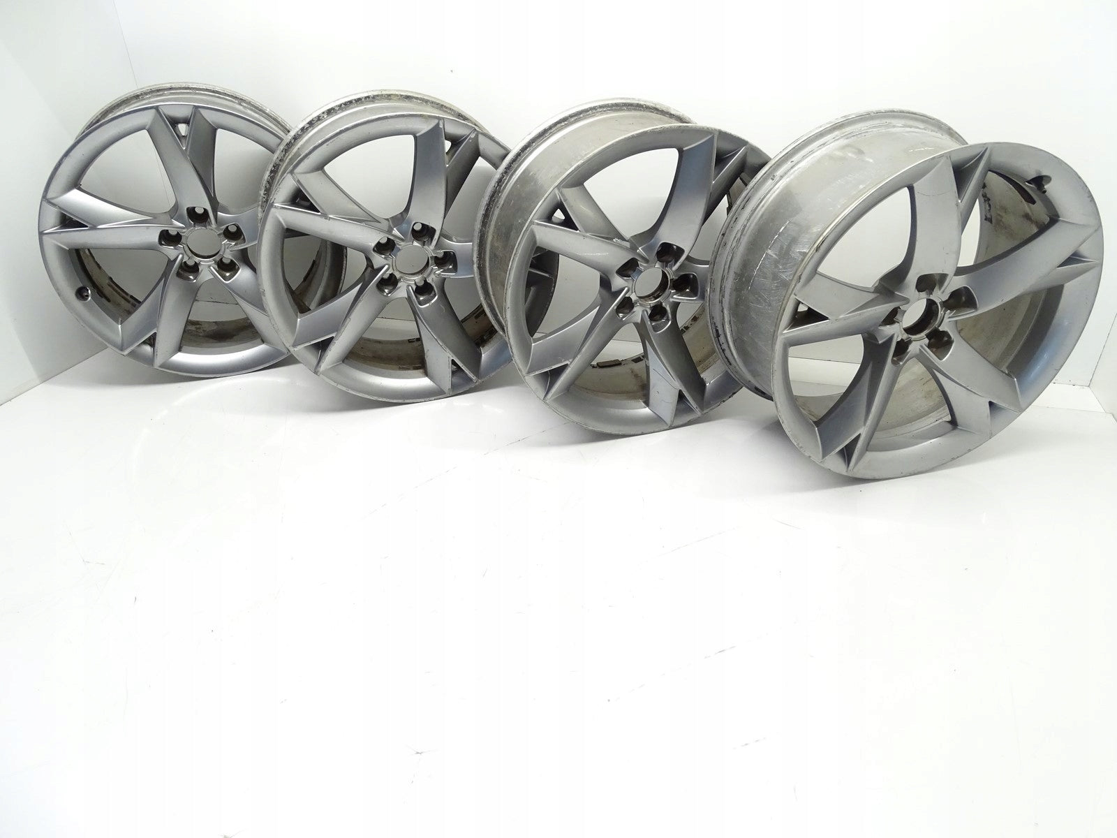 Alu Felge Audi A4 A5 Aluminum rim 19 Zoll 8.5J 5x112 8T0601025F