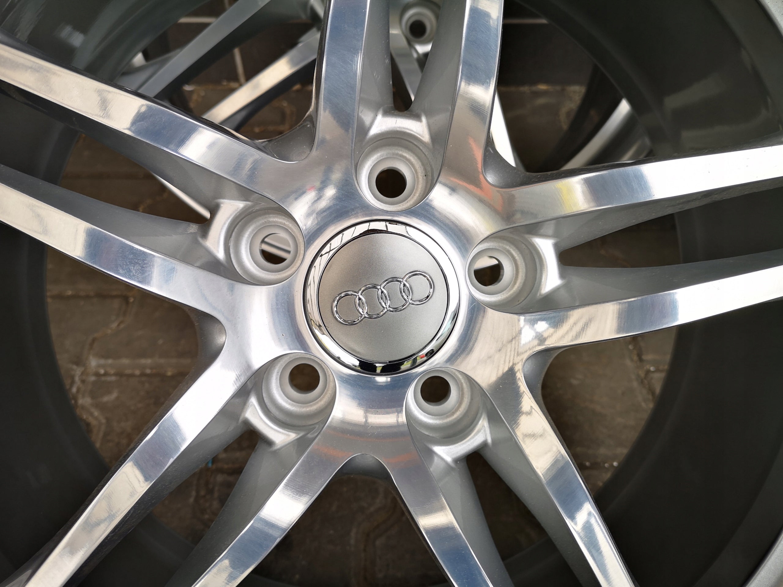  1x aluminum rim Audi A6 A7 S3 RS3 A4 Aluminum rim 19 inch 8.5J 5x112 42ET  product image