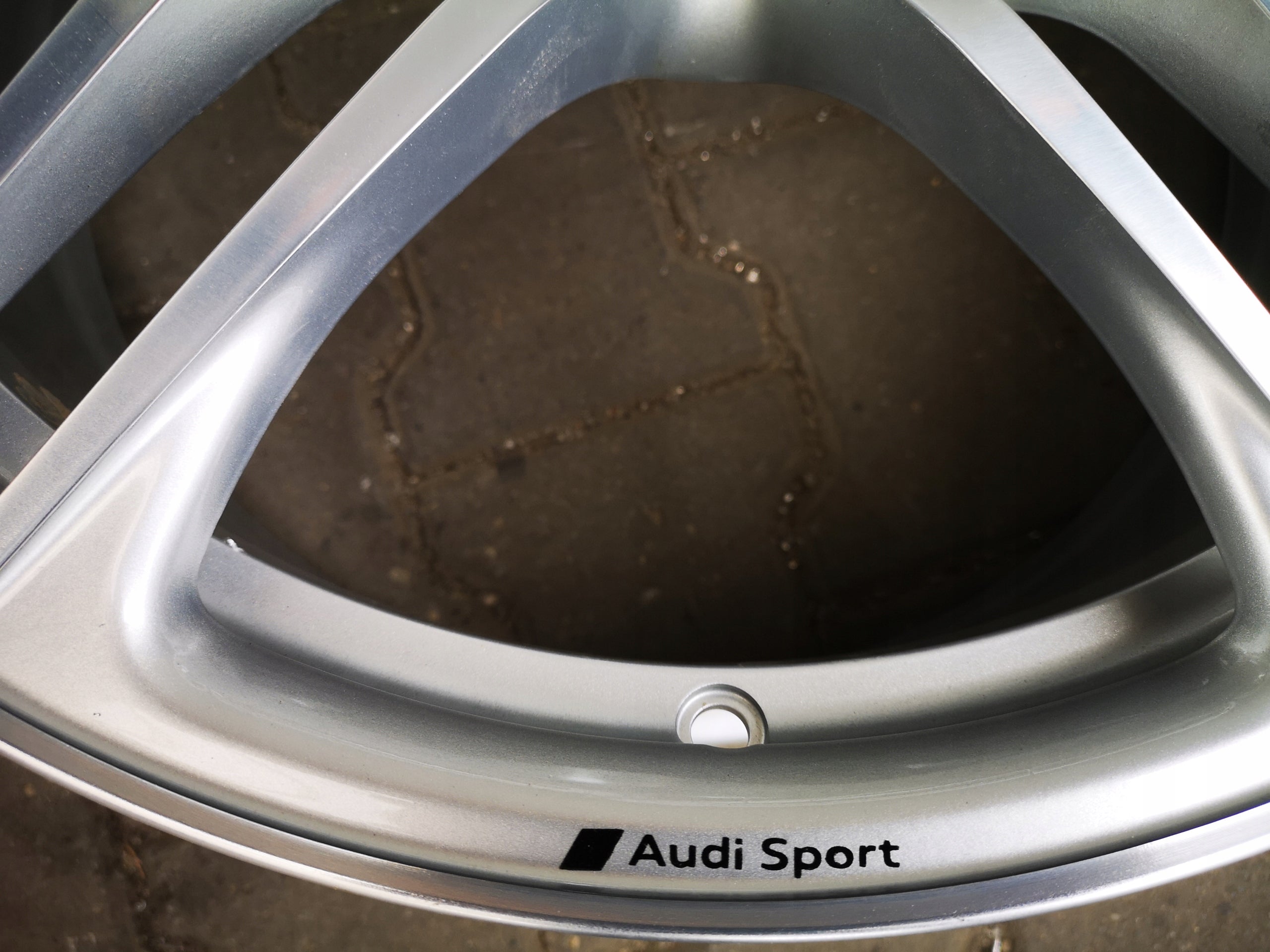 1x Alu Felge Audi A6 A7 S3 RS3 A4 Aluminum rim 19 Zoll 8.5J 5x112 42ET