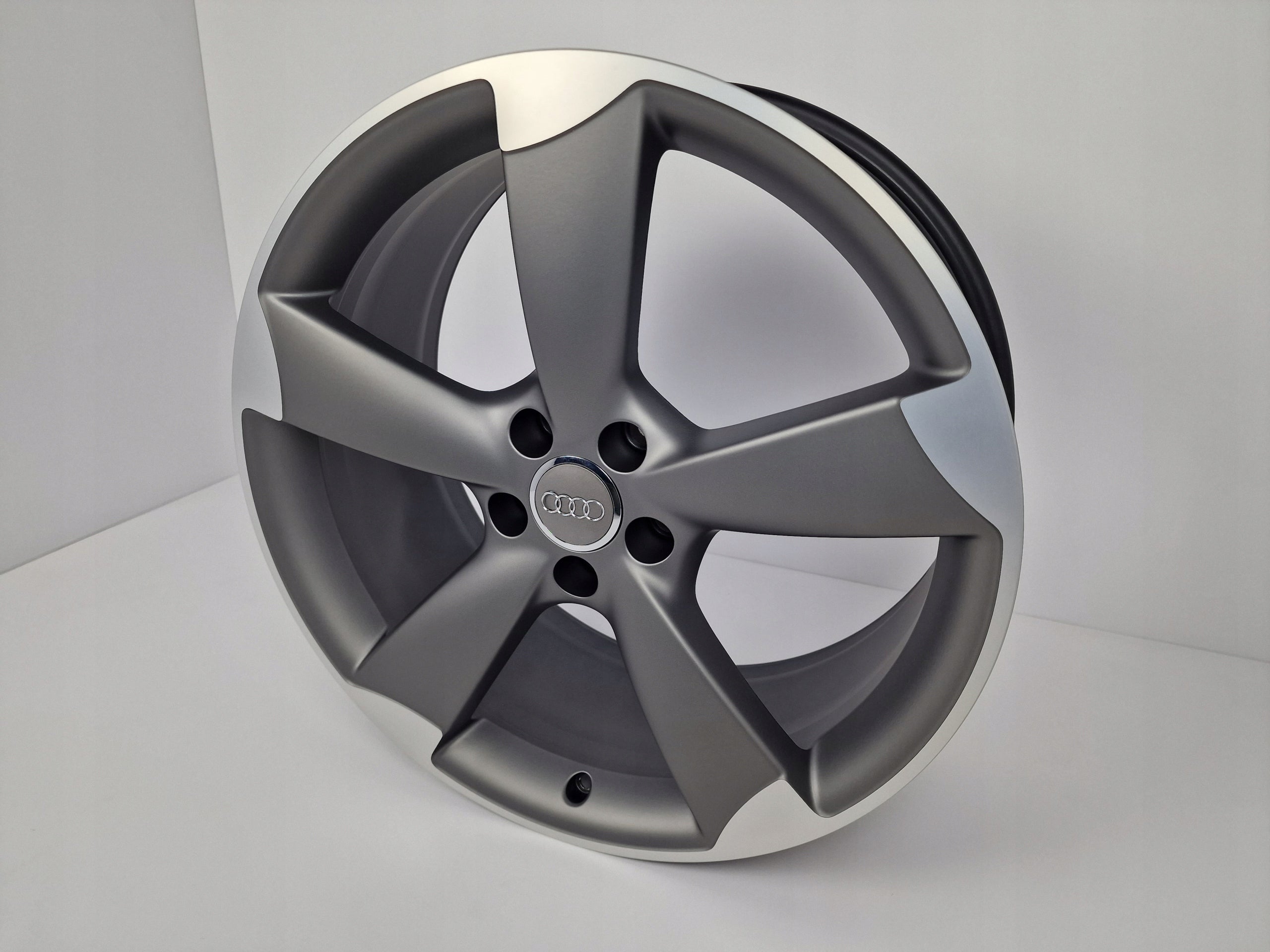 Alu Felge Audi Q3 A6 A8 Q5 A4 TT Aluminum rim 20 Zoll 8.5J 5x112 45ET