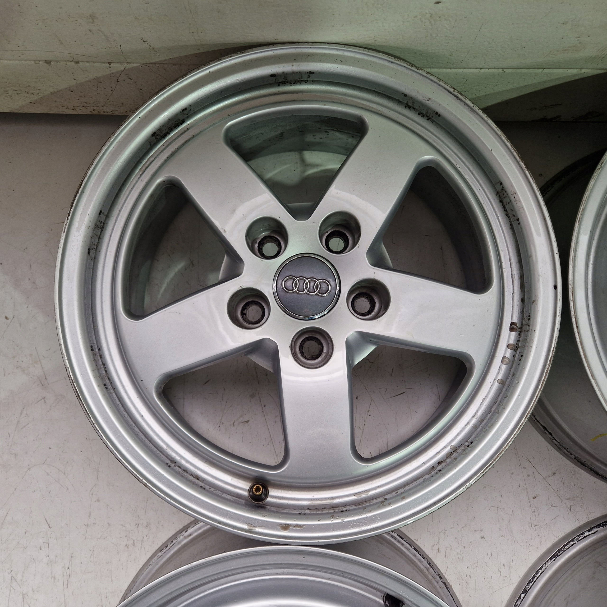 Alu Felge Audi A4 A6 Aluminum rim 16 Zoll 7.0J 5x112 35ET