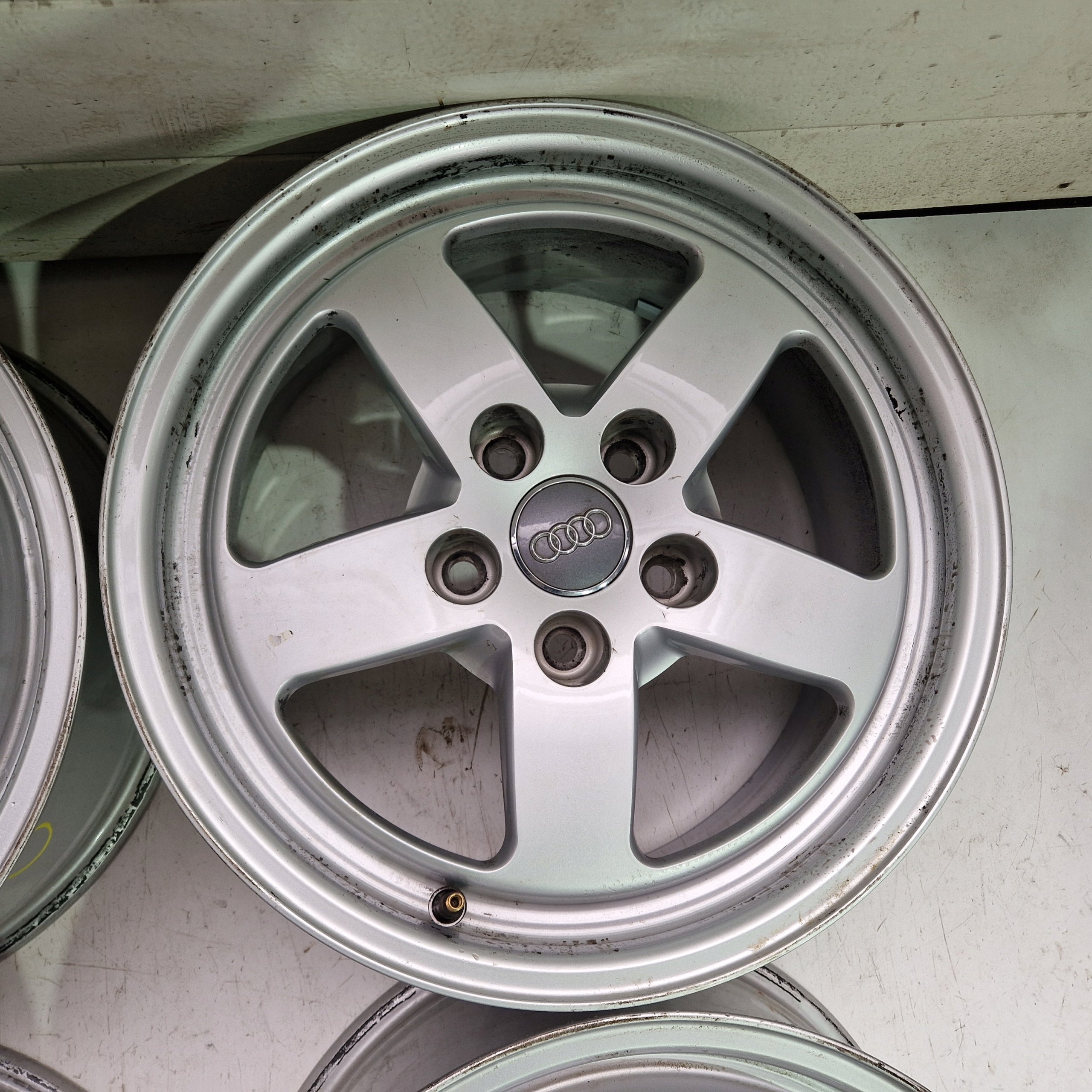 Alu Felge Audi A4 A6 Aluminum rim 16 Zoll 7.0J 5x112 35ET