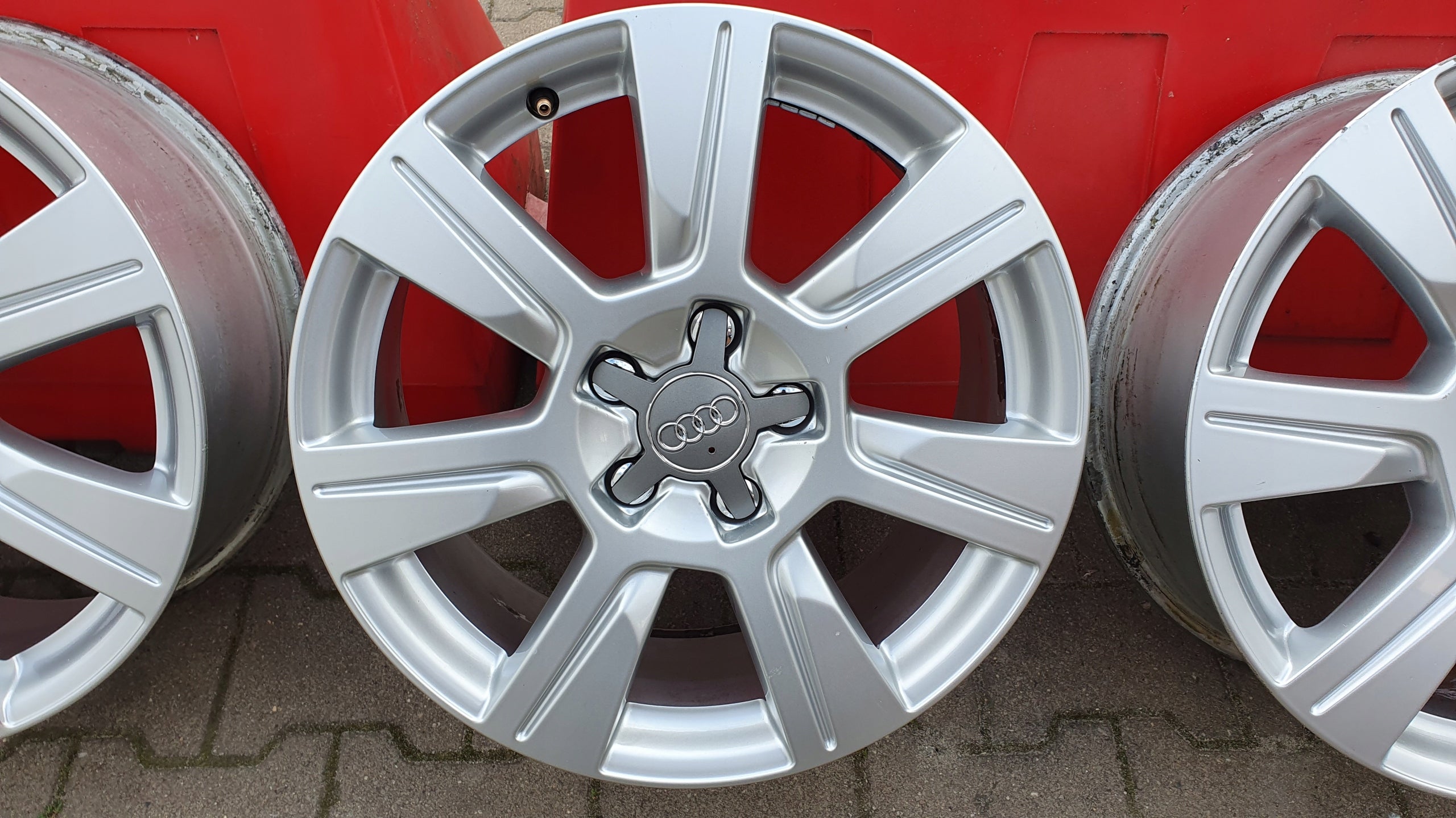 Alu Felge Audi A4 A6 Aluminum rim 17 Zoll 7.0J 5x112 42ET 4F0601025CG