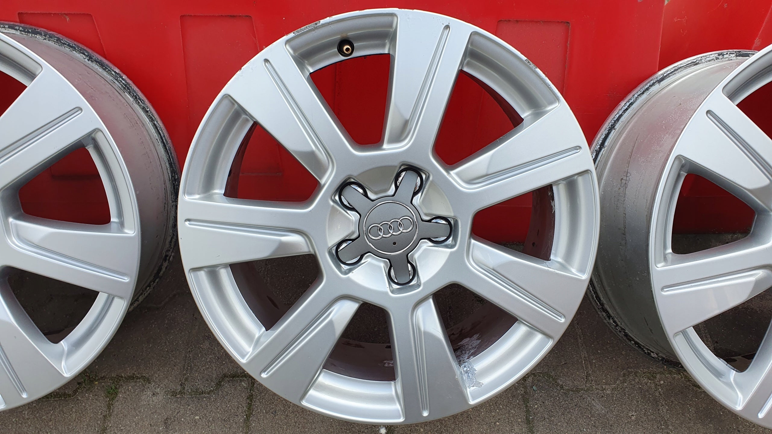 Alu Felge Audi A4 A6 Aluminum rim 17 Zoll 7.0J 5x112 42ET 4F0601025CG