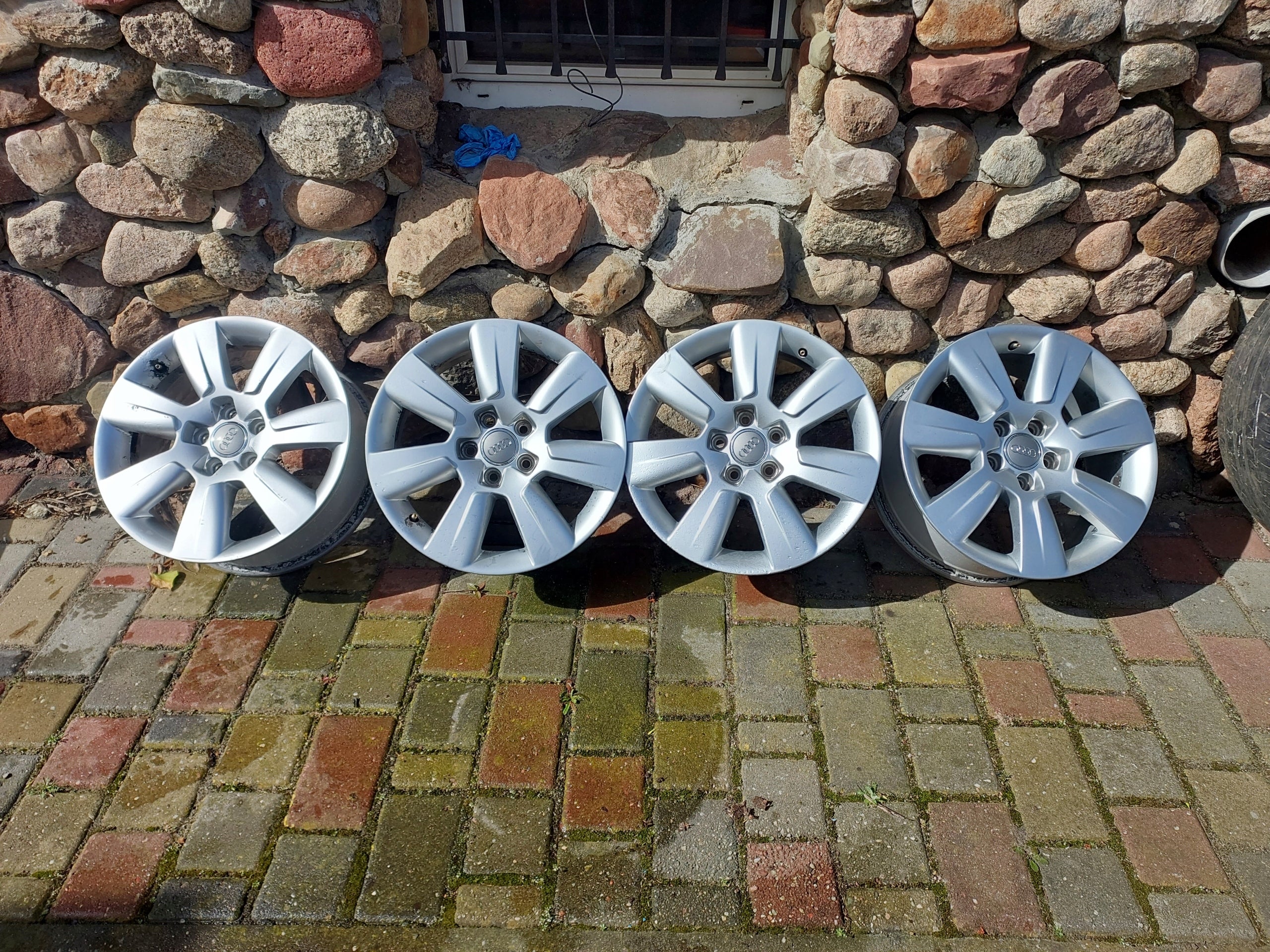 1x Alu Felge Audi A4 A6 Aluminum rim 17 Zoll 7.0J 5x112 4F0601025AS