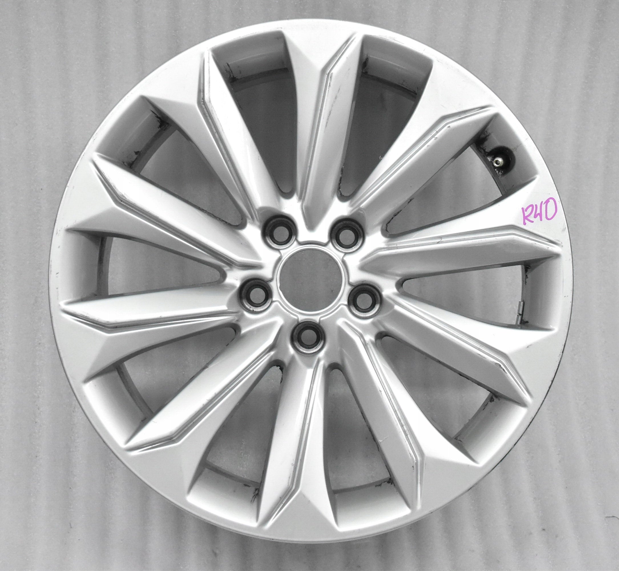  1x aluminum rim Audi allroad A4 S4 Aluminum rim 18 inch 8.0J 5x112 26ET 4K9601025A  product image