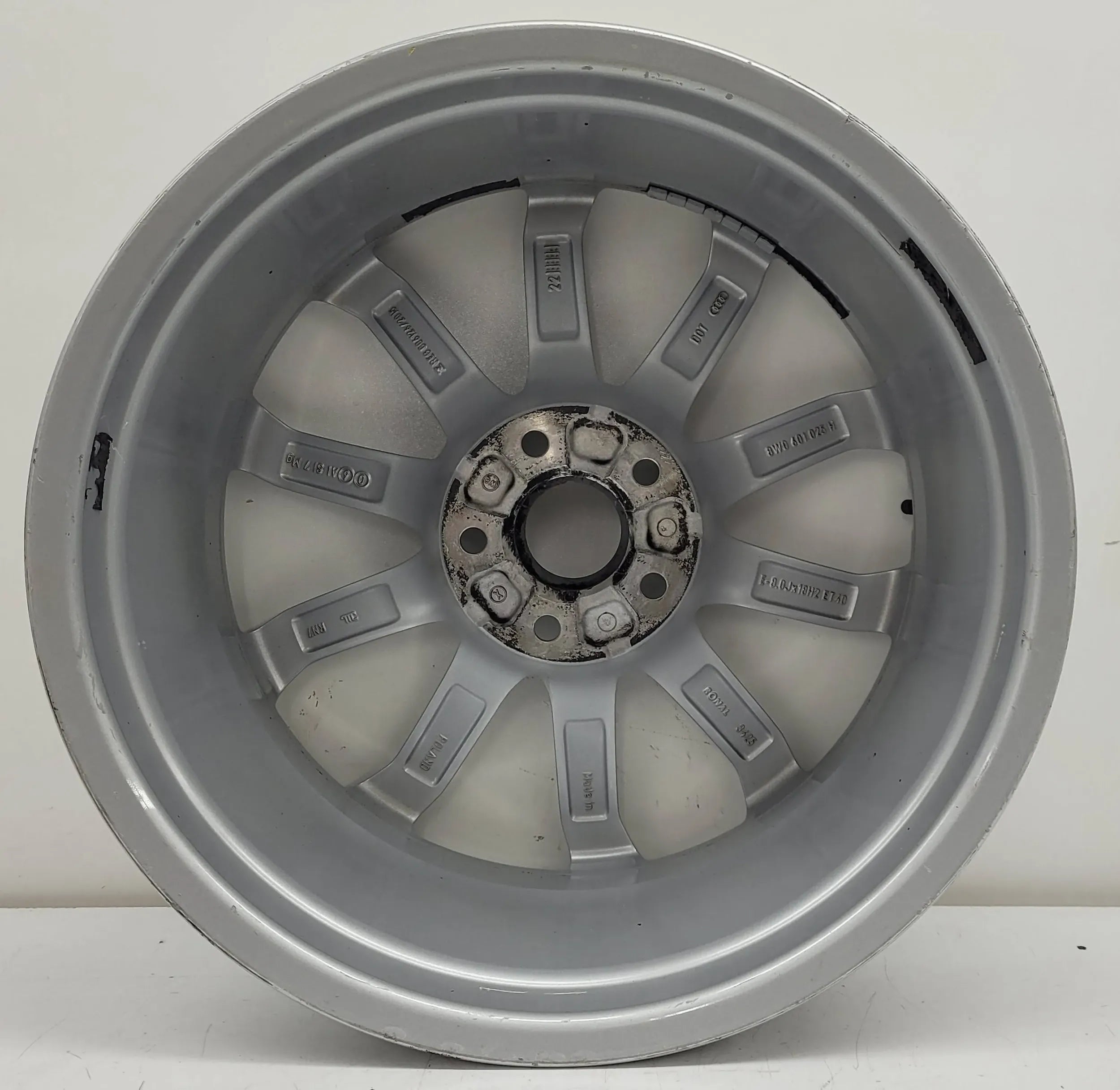 1x Alu Felge Audi A4 S4 Aluminum rim 18 Zoll 8.0J 5x112 40ET 8W0601025H