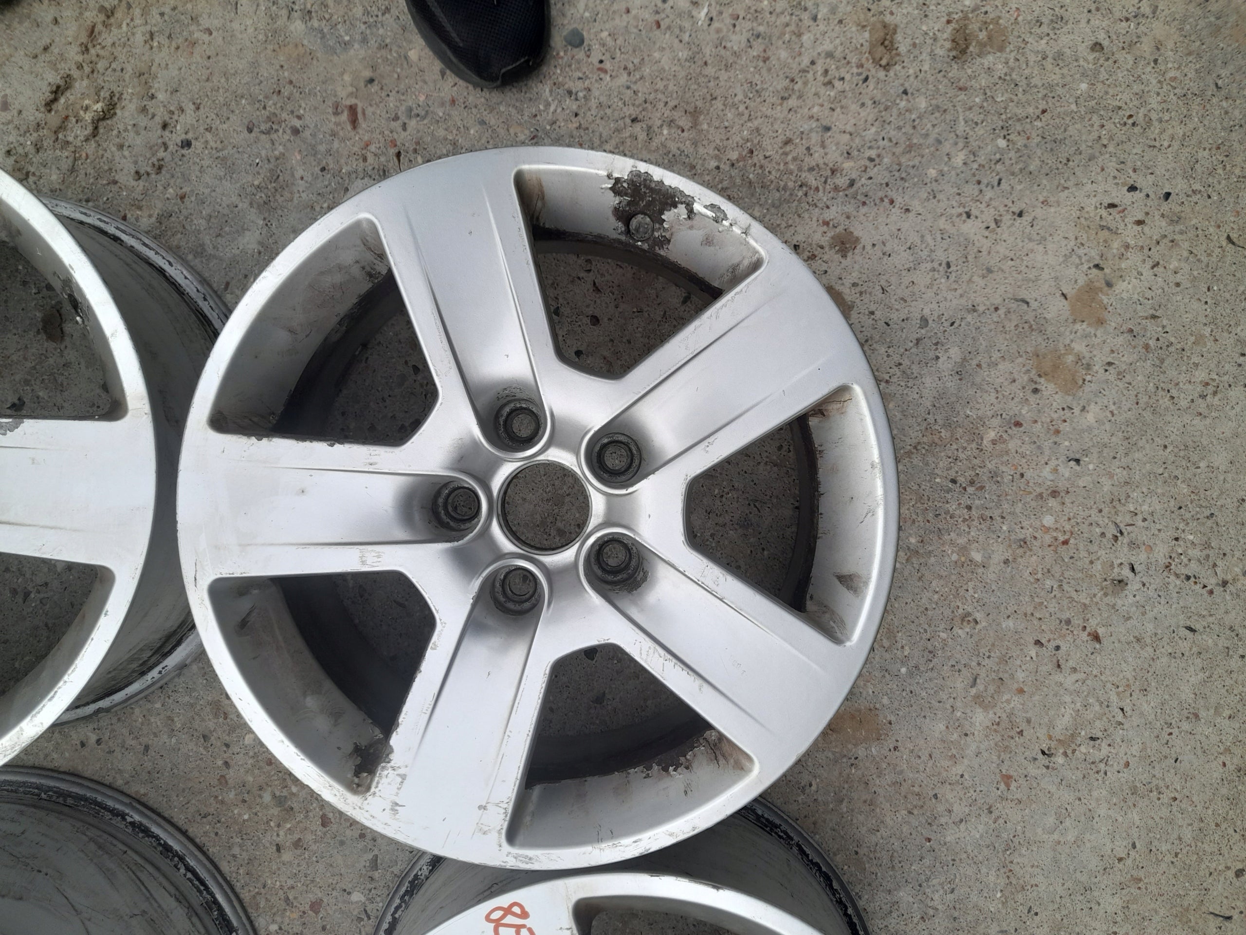 Alu Felge Audi A4 Aluminum rim 16 Zoll 7.0J 5x112 42ET