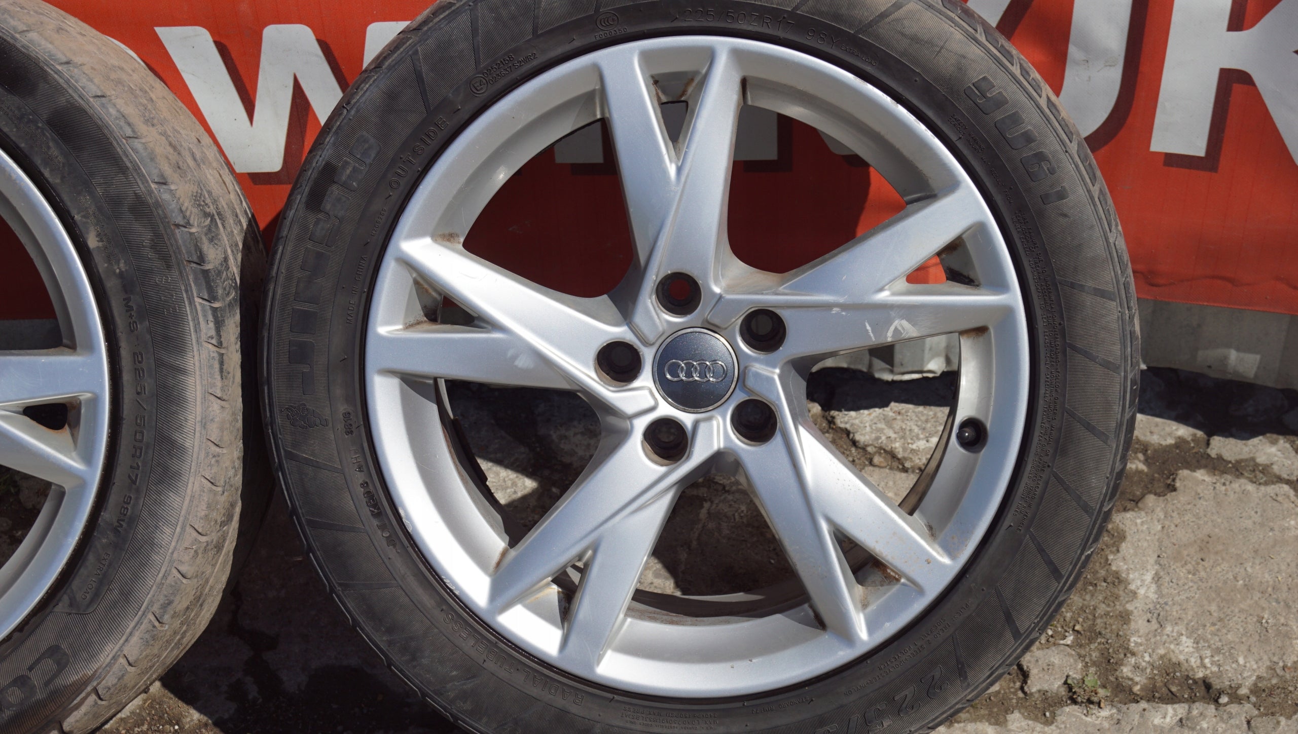 Alu Felge Audi A4 Aluminum rim 17 Zoll 7.5J 5x112 8W0601025K