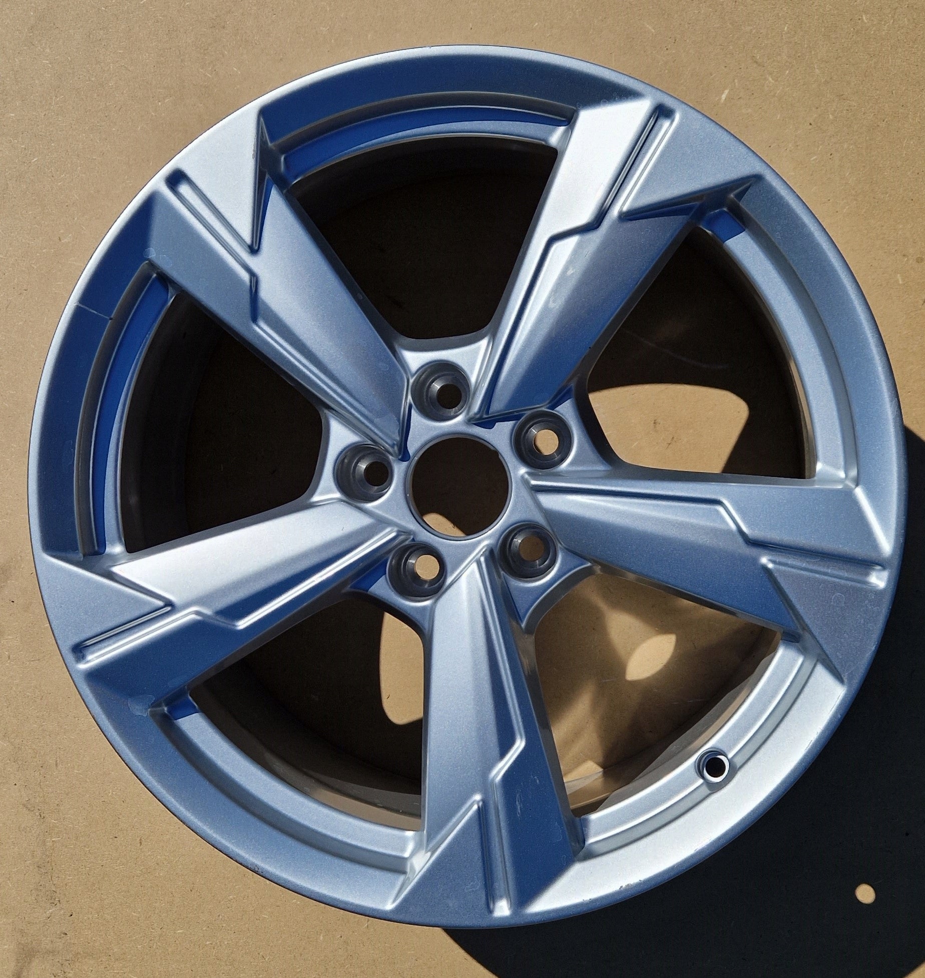  1x Alu Felge Audi A4 Aluminum rim 18 Zoll 8.0J 5x112 39ET product image