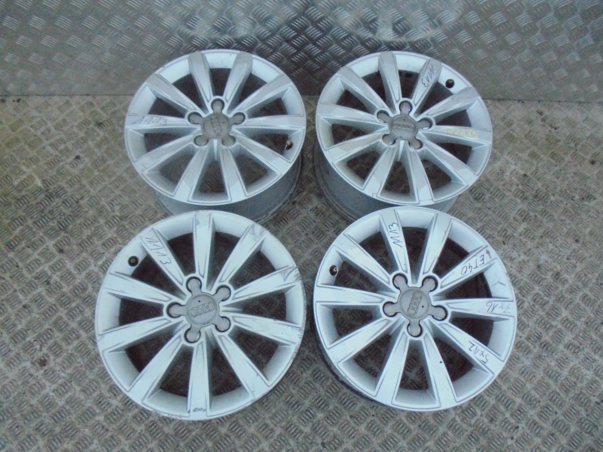 Alu Felge Audi A4 Aluminum rim 16 Zoll 7.0J 5x112