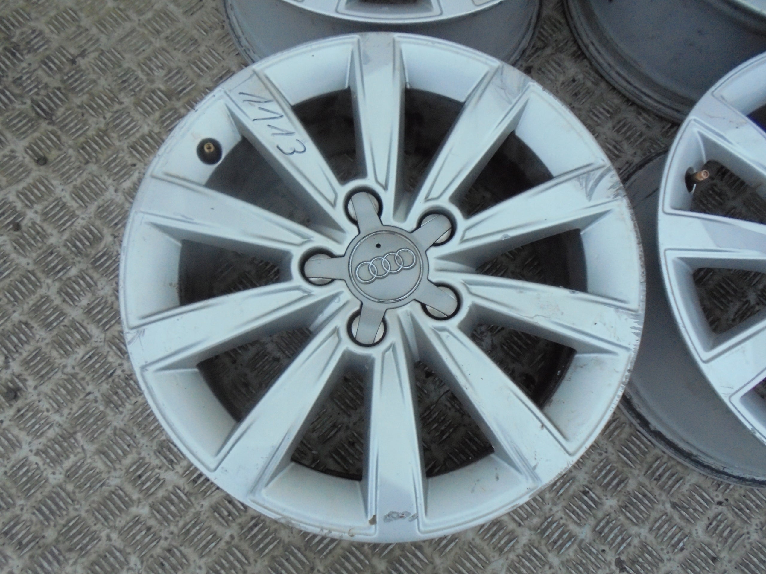 Alu Felge Audi A4 Aluminum rim 16 Zoll 7.0J 5x112