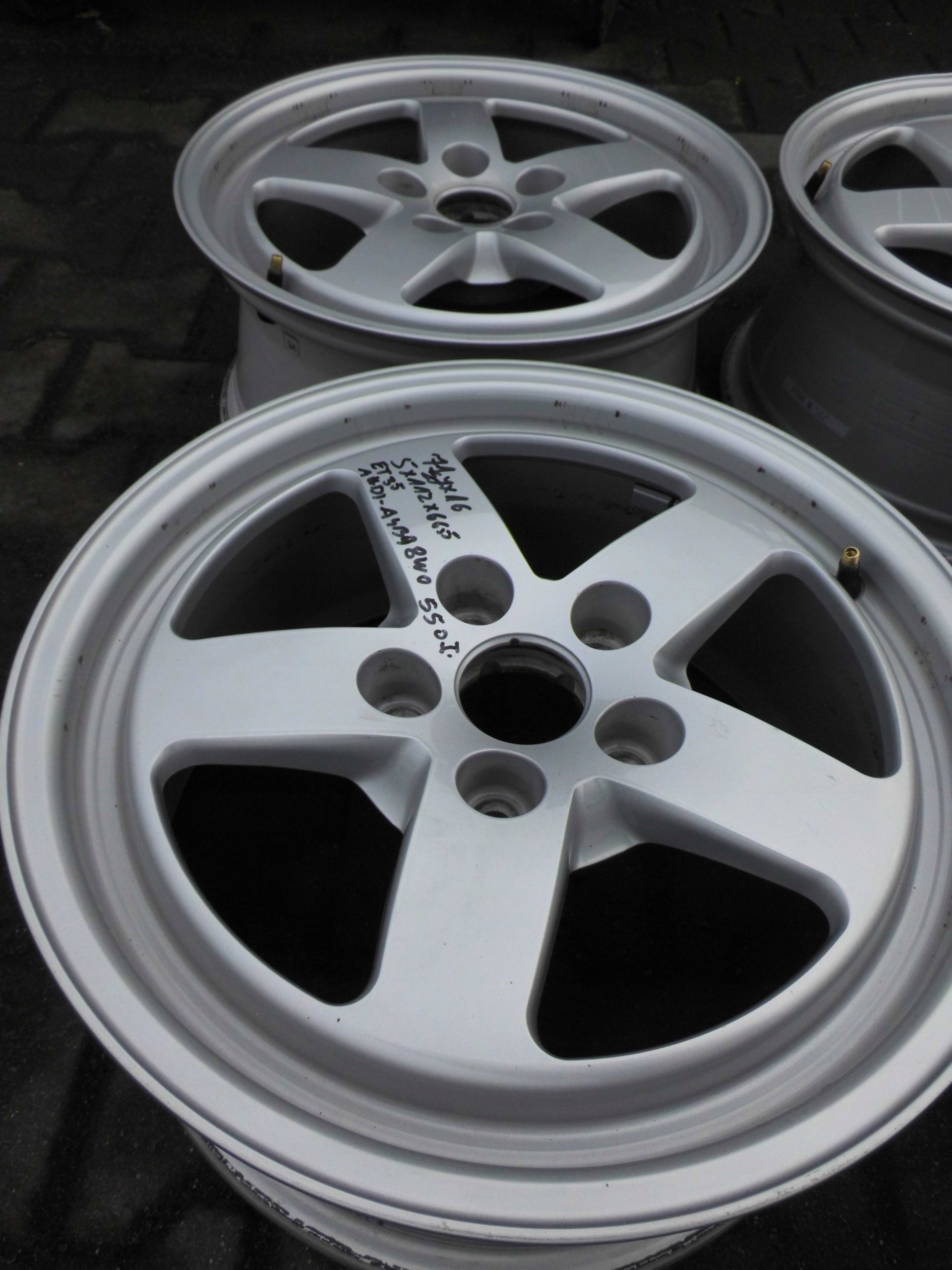 Alu Felge Audi A4 Aluminum rim 16 Zoll 7.5J 5x112 35ET