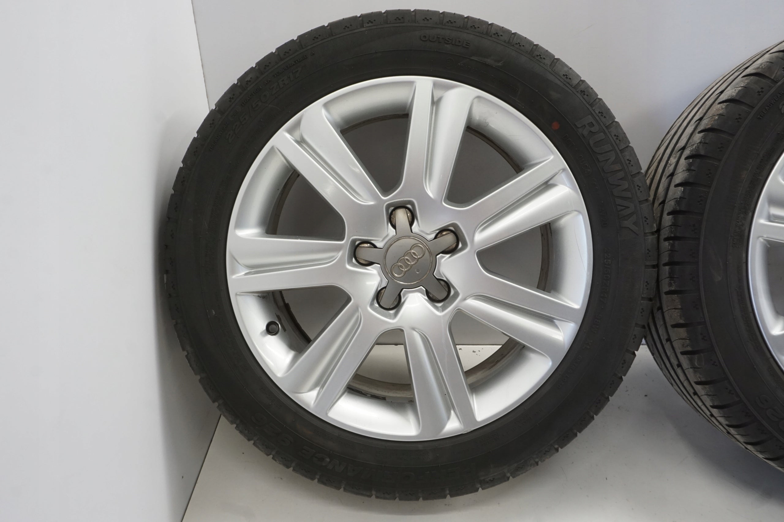 Alu Felge Audi A4 Aluminum rim 17 Zoll 7.5J 5x112 45ET 8K0601025B