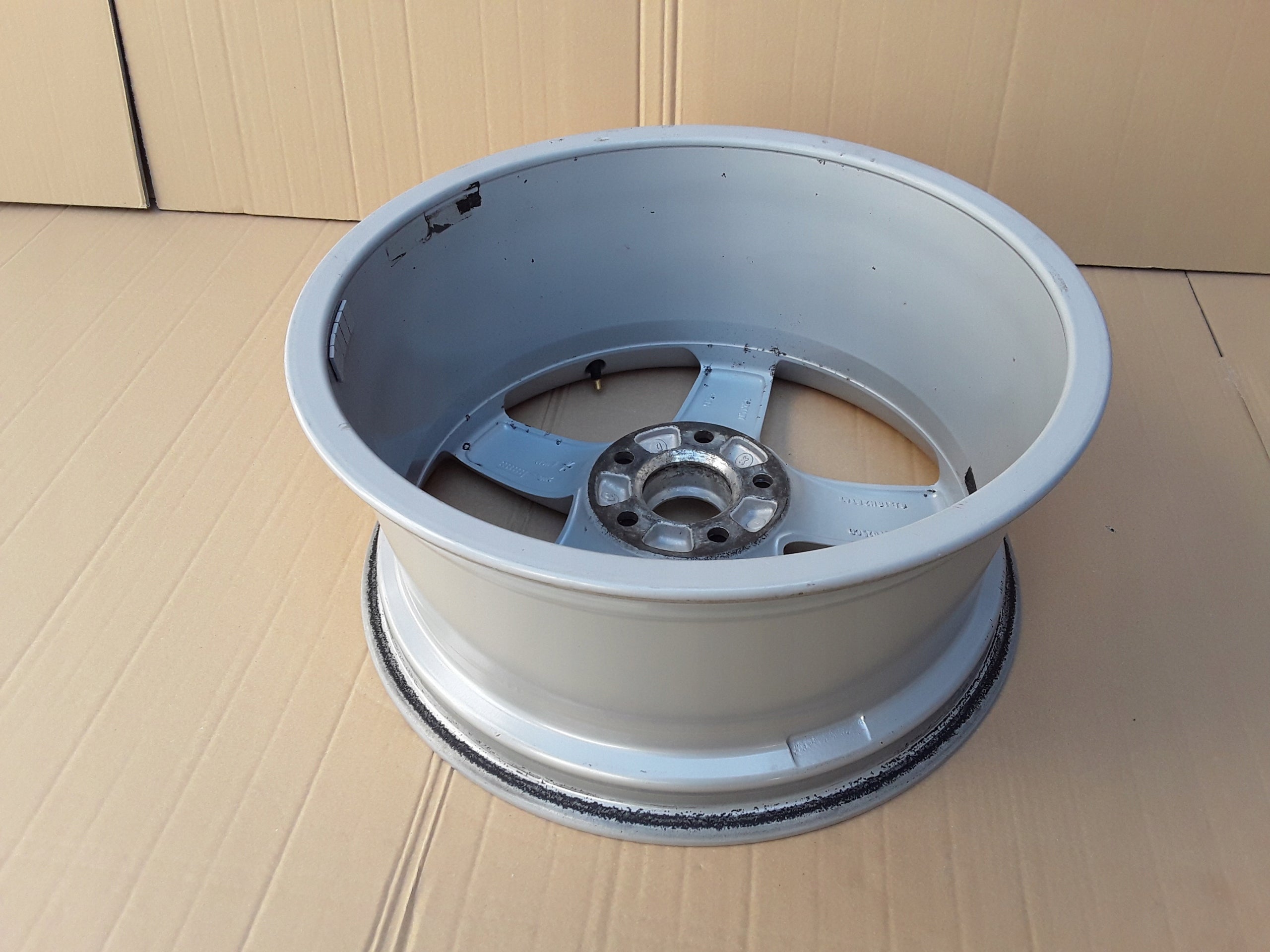 1x Alu Felge Audi A4 Aluminum rim 18 Zoll 8.0J 5x112 47ET 8K0601025CD