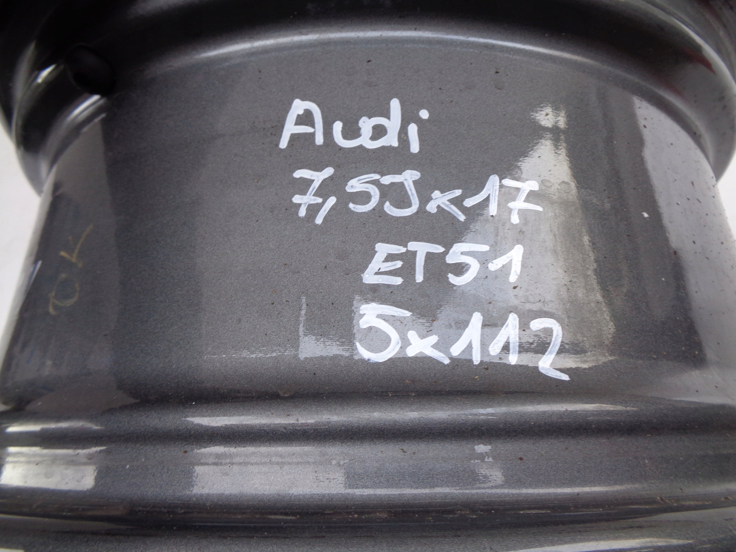 1x Alu Felge Audi A4 Aluminum rim 17 Zoll 7.5J 5x112 51ET