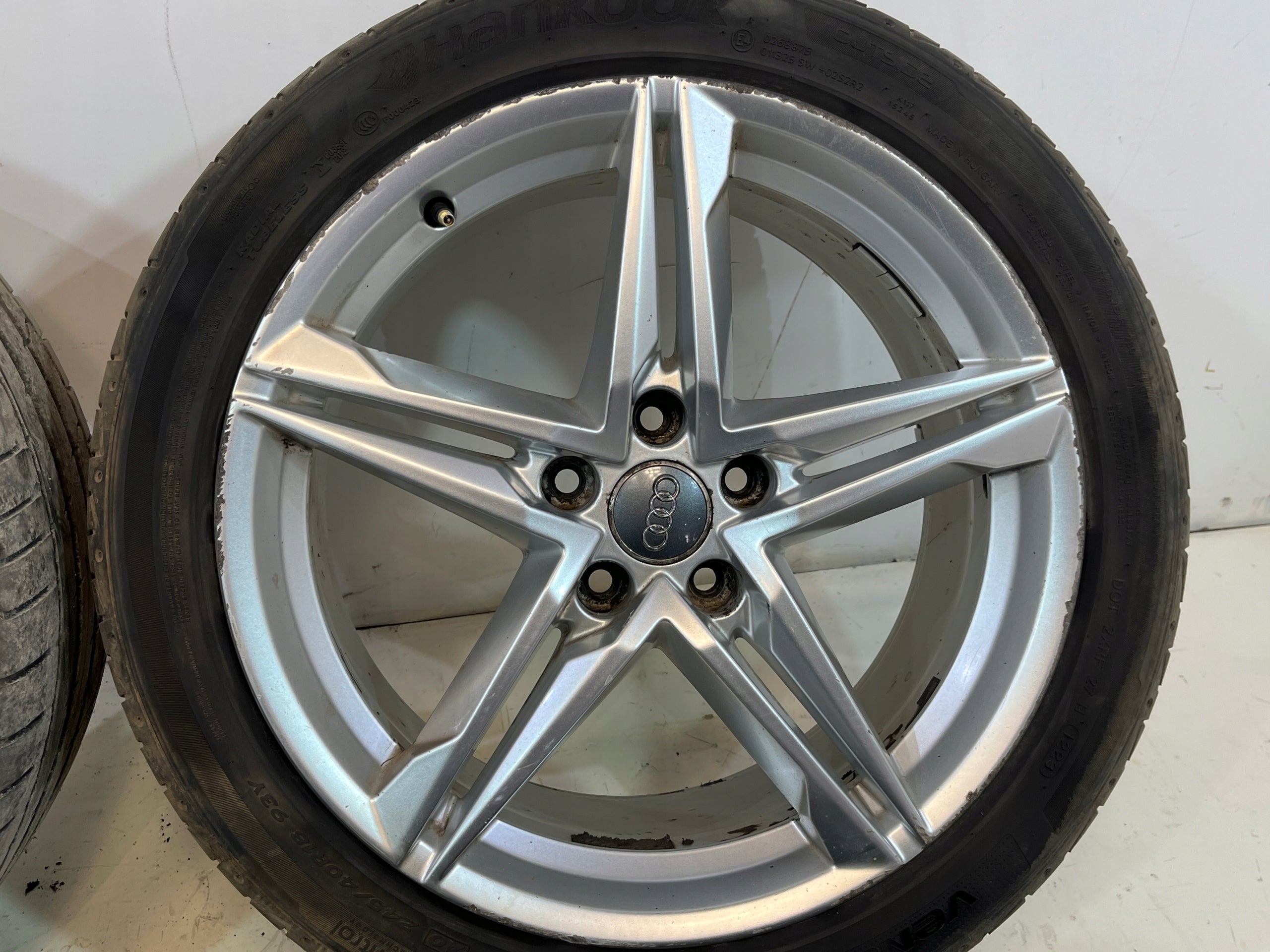 Alu Felge Audi A4 Aluminum rim 18 Zoll 8.0J 5x110 8W0601025R