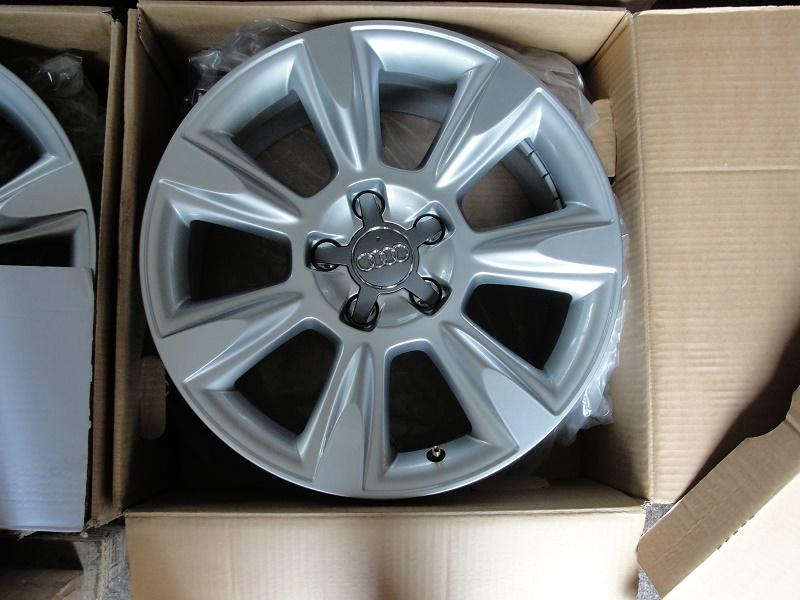 1x Alu Felge Audi A4 Aluminum rim 17 Zoll 8.0J 5x112 8K0601025BL