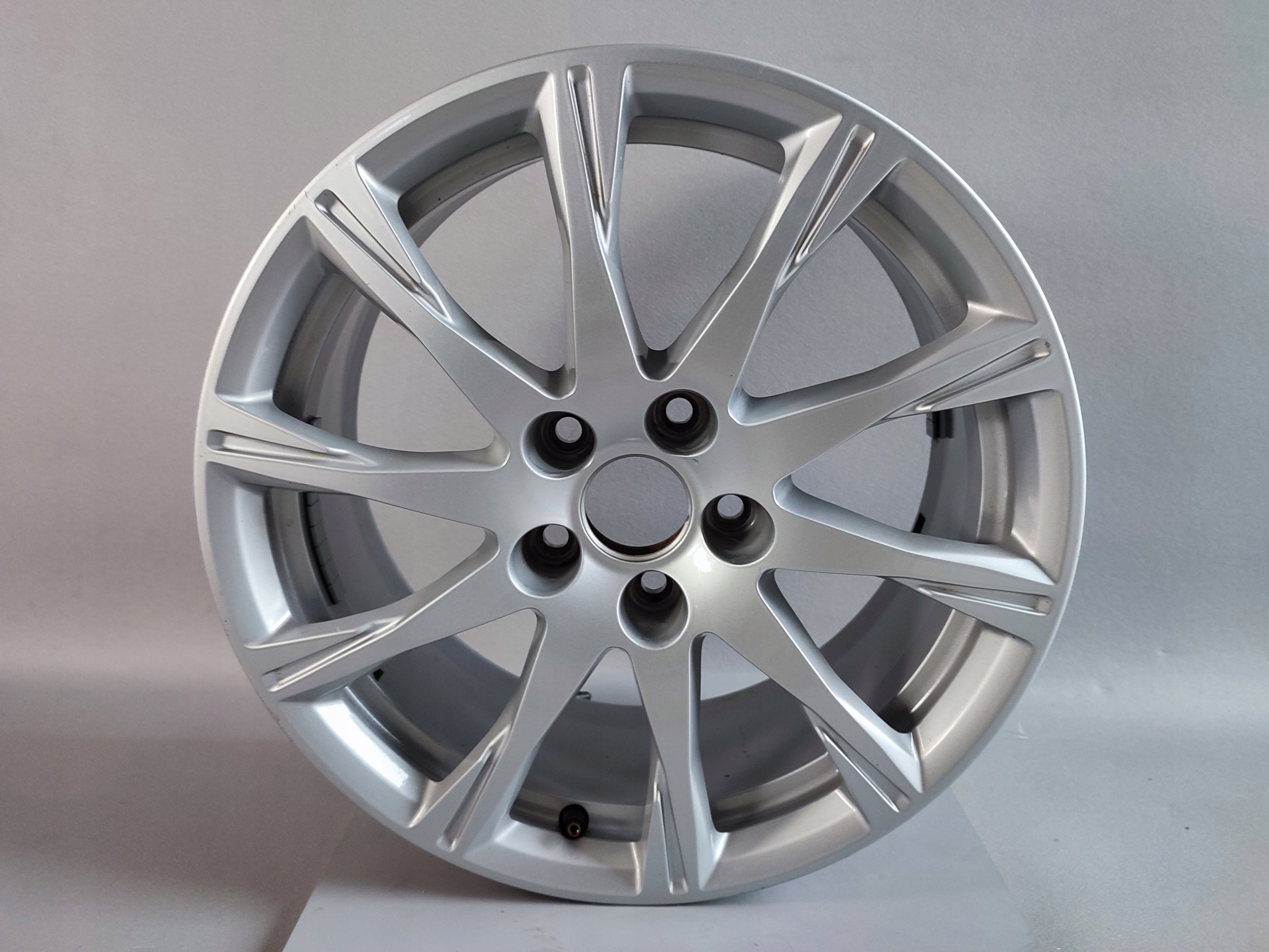  1x aluminum rim Audi A4 aluminum rim 17 inch 7.5J 5x112 38ET 8W0601025CA  product image