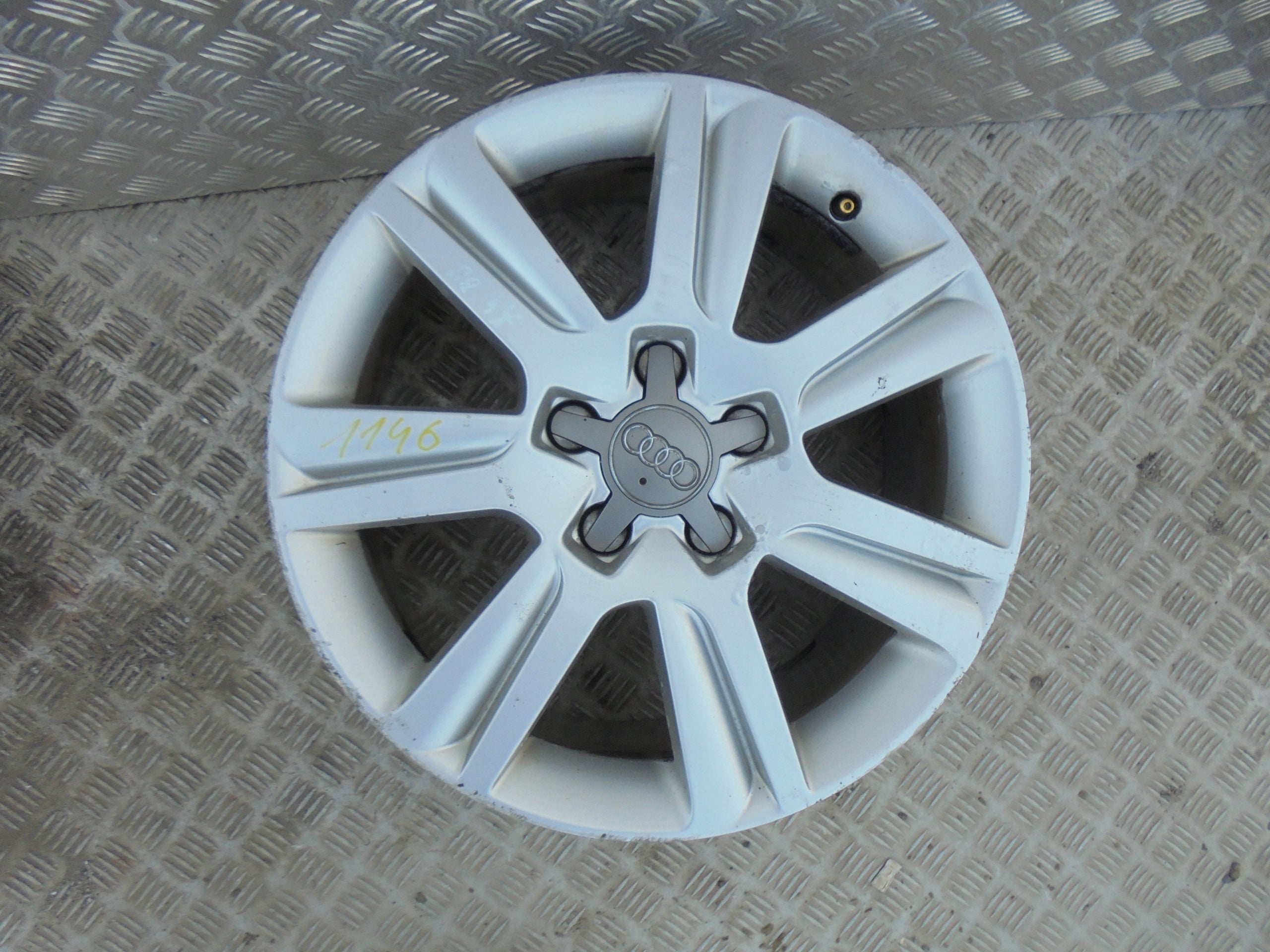 Alu Felge Audi A4 Aluminum rim 17 Zoll 7.5J 5x112 45ET