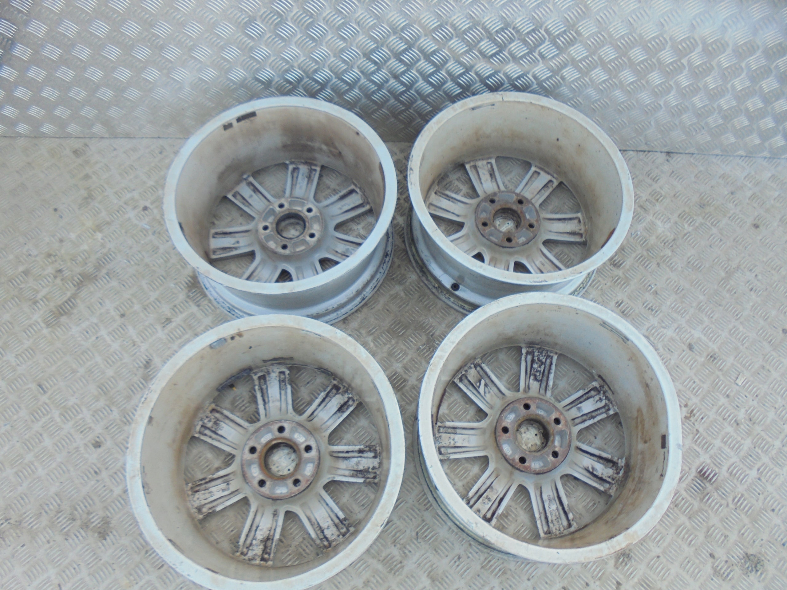 Alu Felge Audi A4 Aluminum rim 17 Zoll 7.5J 5x112 45ET