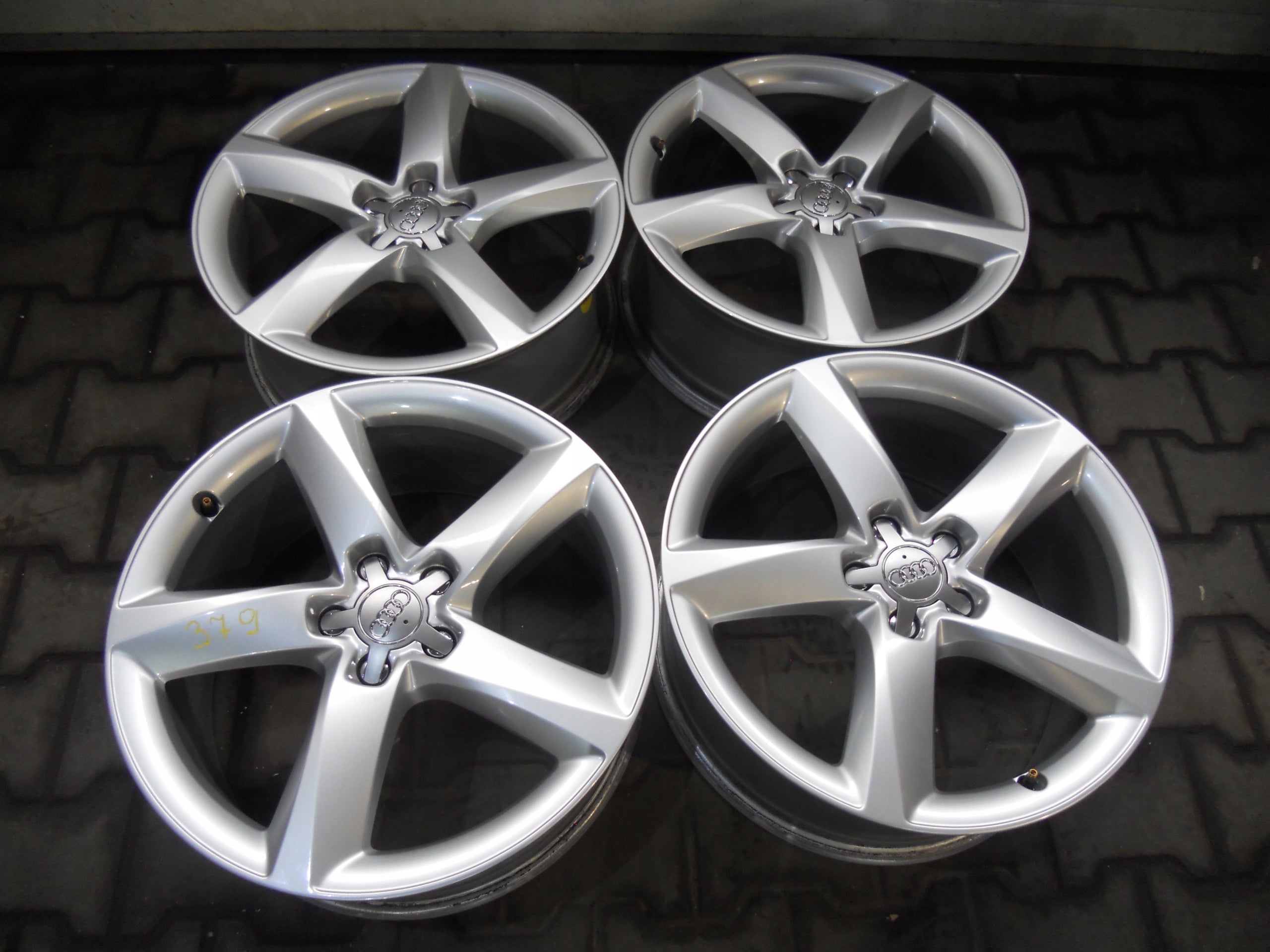 Alu rim Audi A4 Aluminum rim 19 inch 7.5J 5x112 29ET 