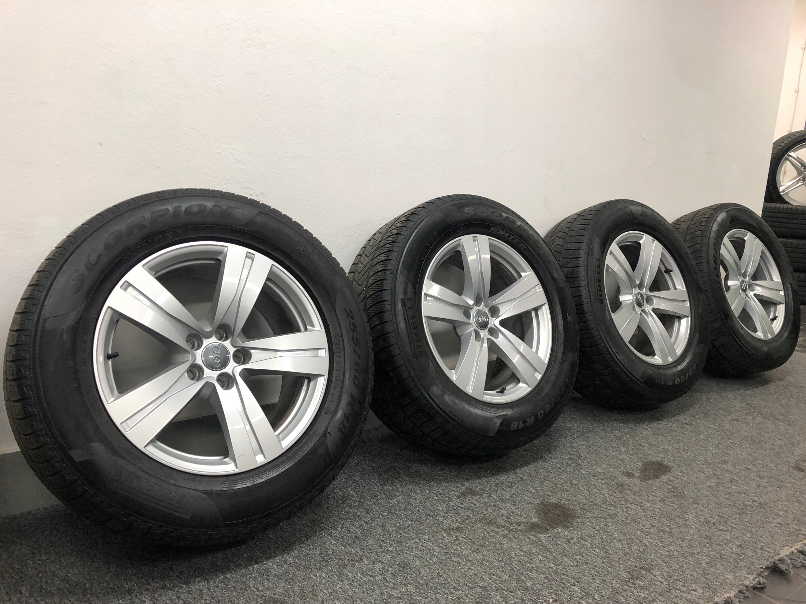 Alu Felge Audi Q3 A6 A8 Q7 A5 A7 Q5 Aluminum rim 18 Zoll 8.0J 5x112 25ET