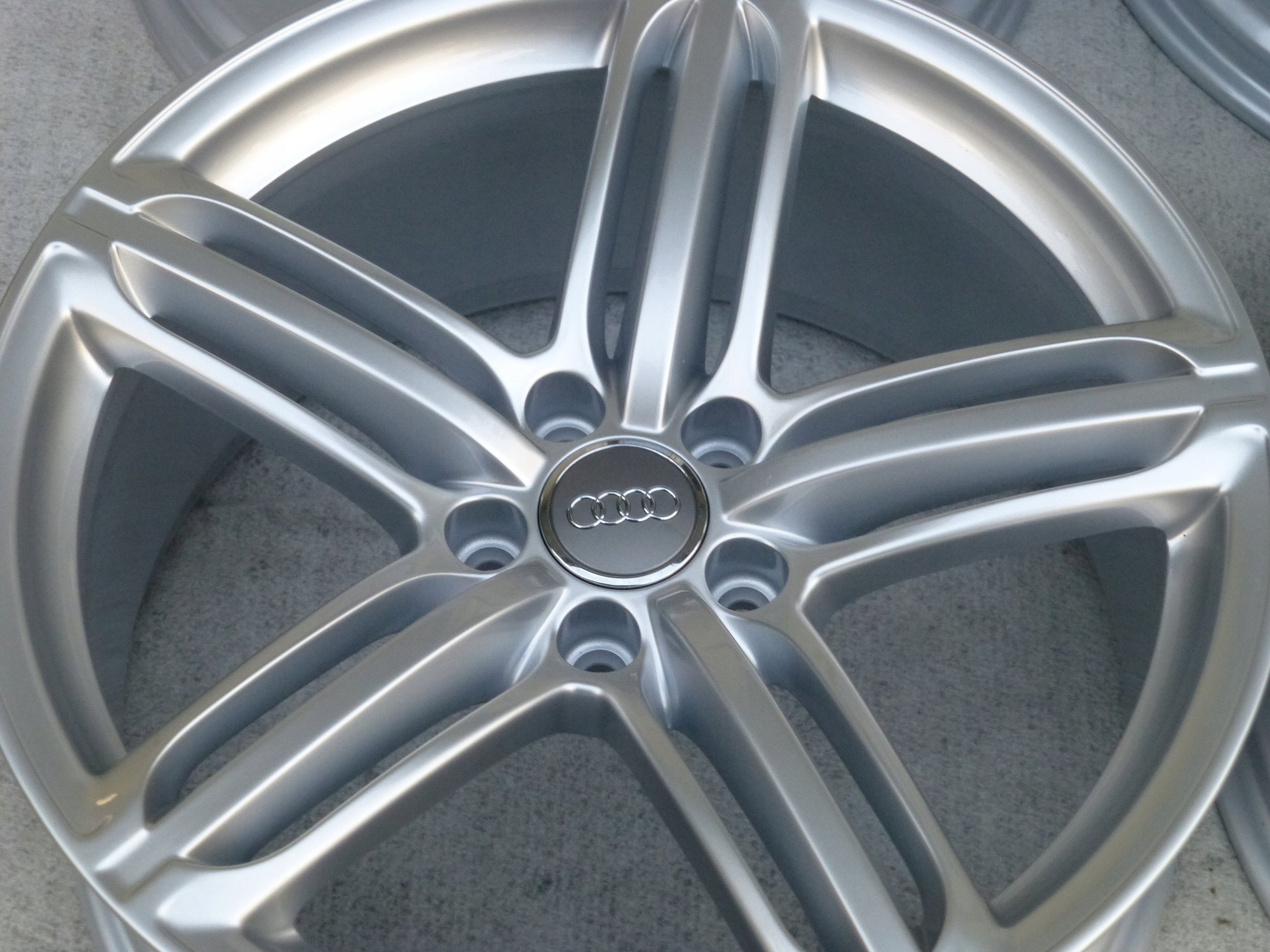 Alu Felge Audi A6 A8 S5 A5 A7 S6 RS5 Aluminum rim 19 Zoll 9.0J 5x112