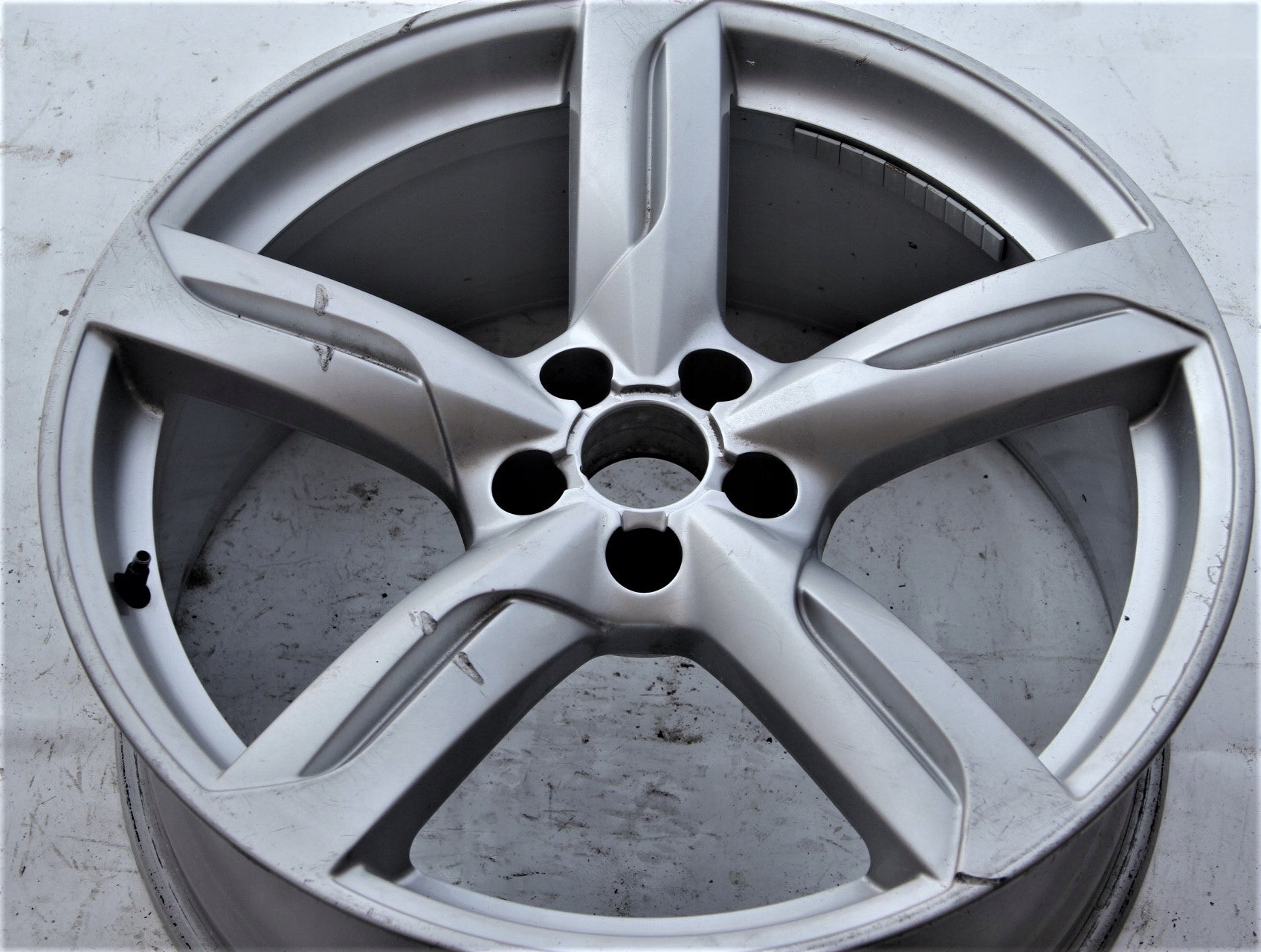  1x aluminum rim Audi A6 A8 S5 A5 A7 aluminum rim 20 inch 8.5J 5x112 8R0601025D  product image