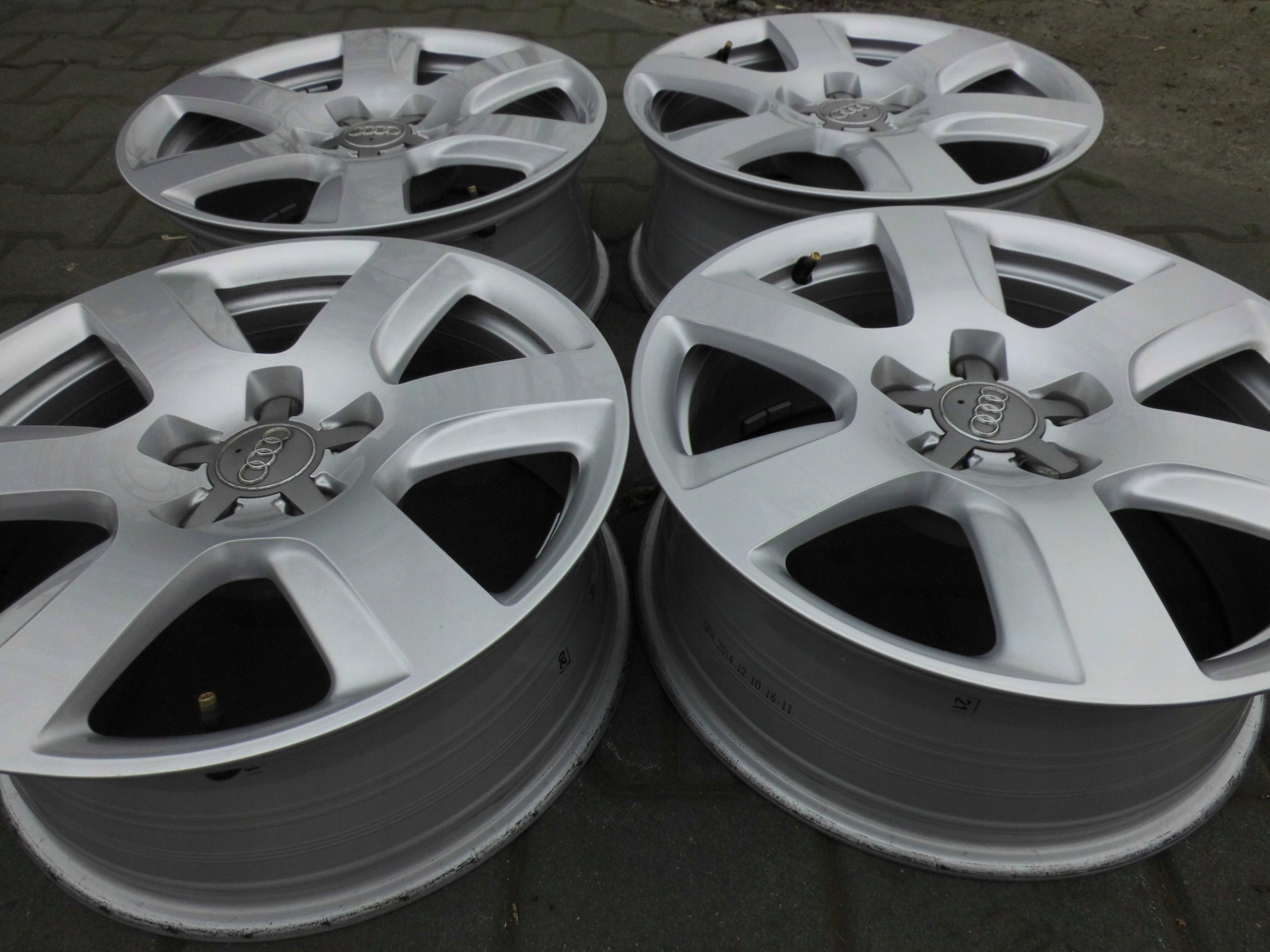 Alu Felge Audi A6 A5 A7 Aluminum rim 17 Zoll 7.0J 5x112 25ET