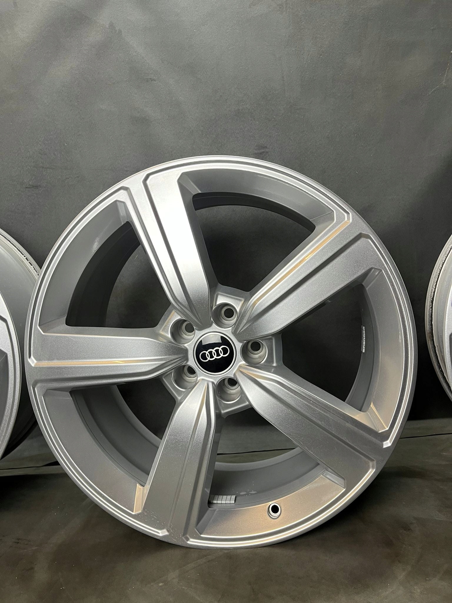 Alu Felge Audi A6 A8 Q7 A5 Q5 Aluminum rim 20 Zoll 9.0J 5x112 38ET