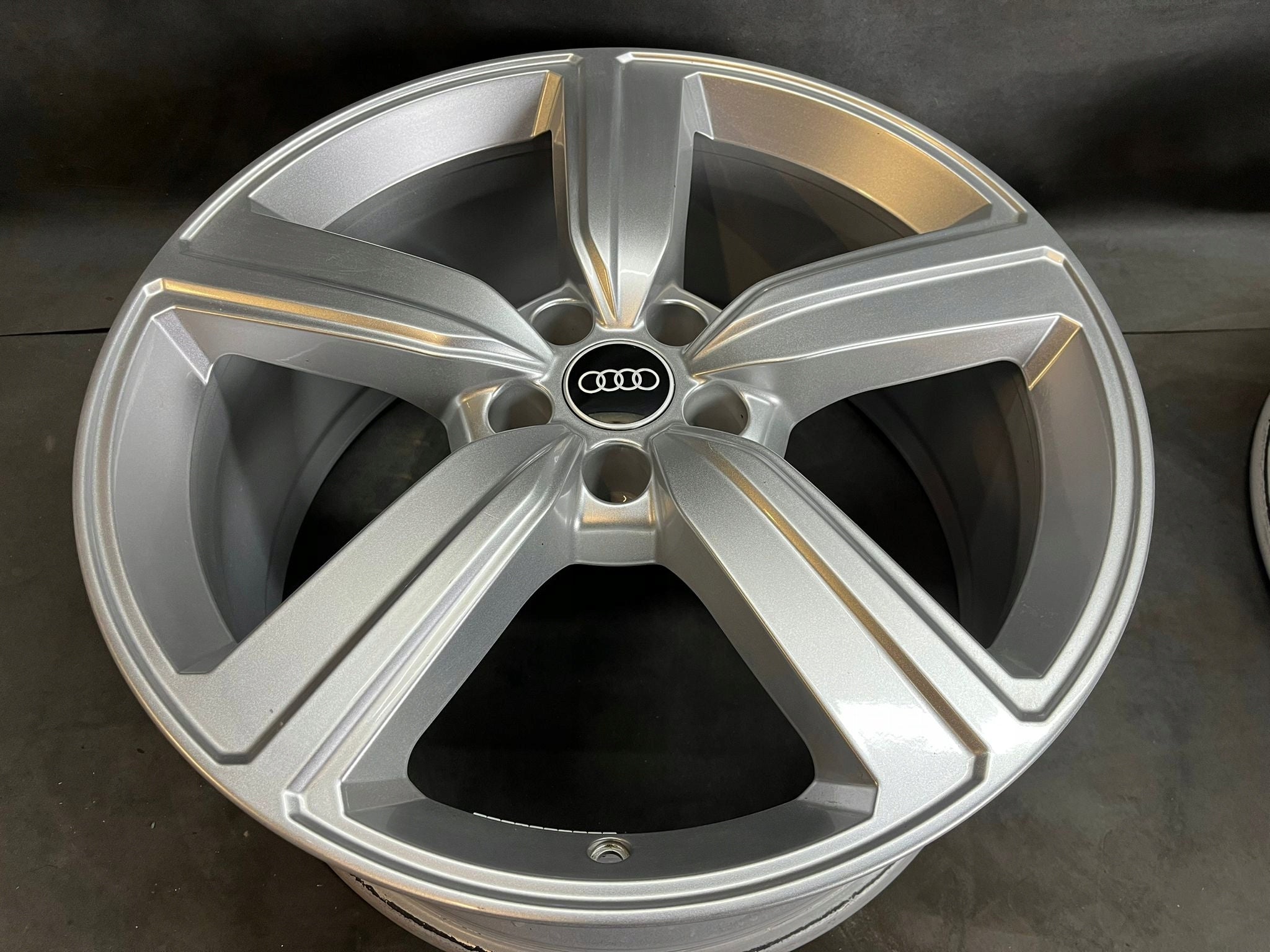 Alu Felge Audi A6 A8 Q7 A5 Q5 Aluminum rim 20 Zoll 9.0J 5x112 38ET