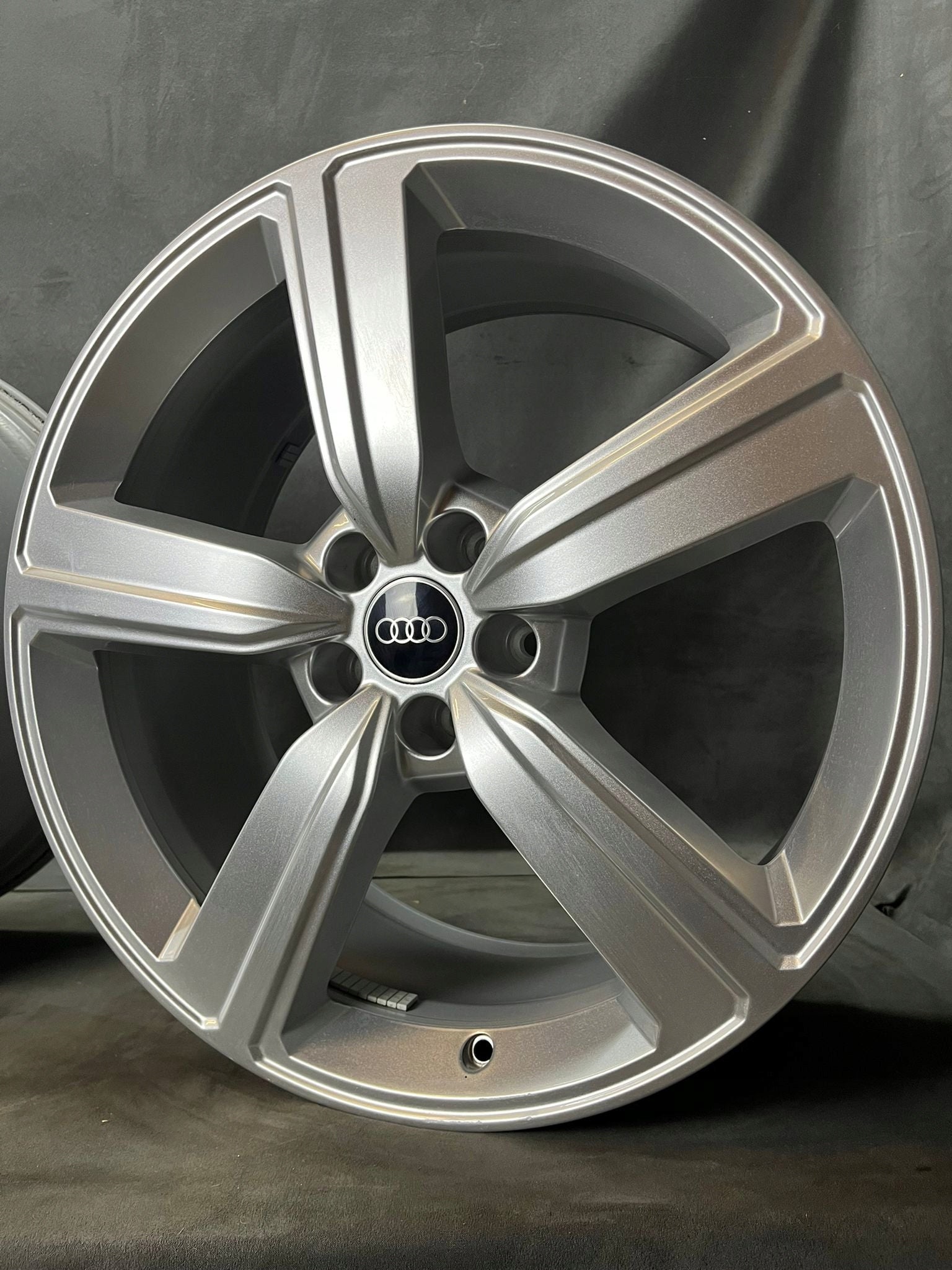 Alu Felge Audi A6 A8 Q7 A5 Q5 Aluminum rim 20 Zoll 9.0J 5x112 38ET