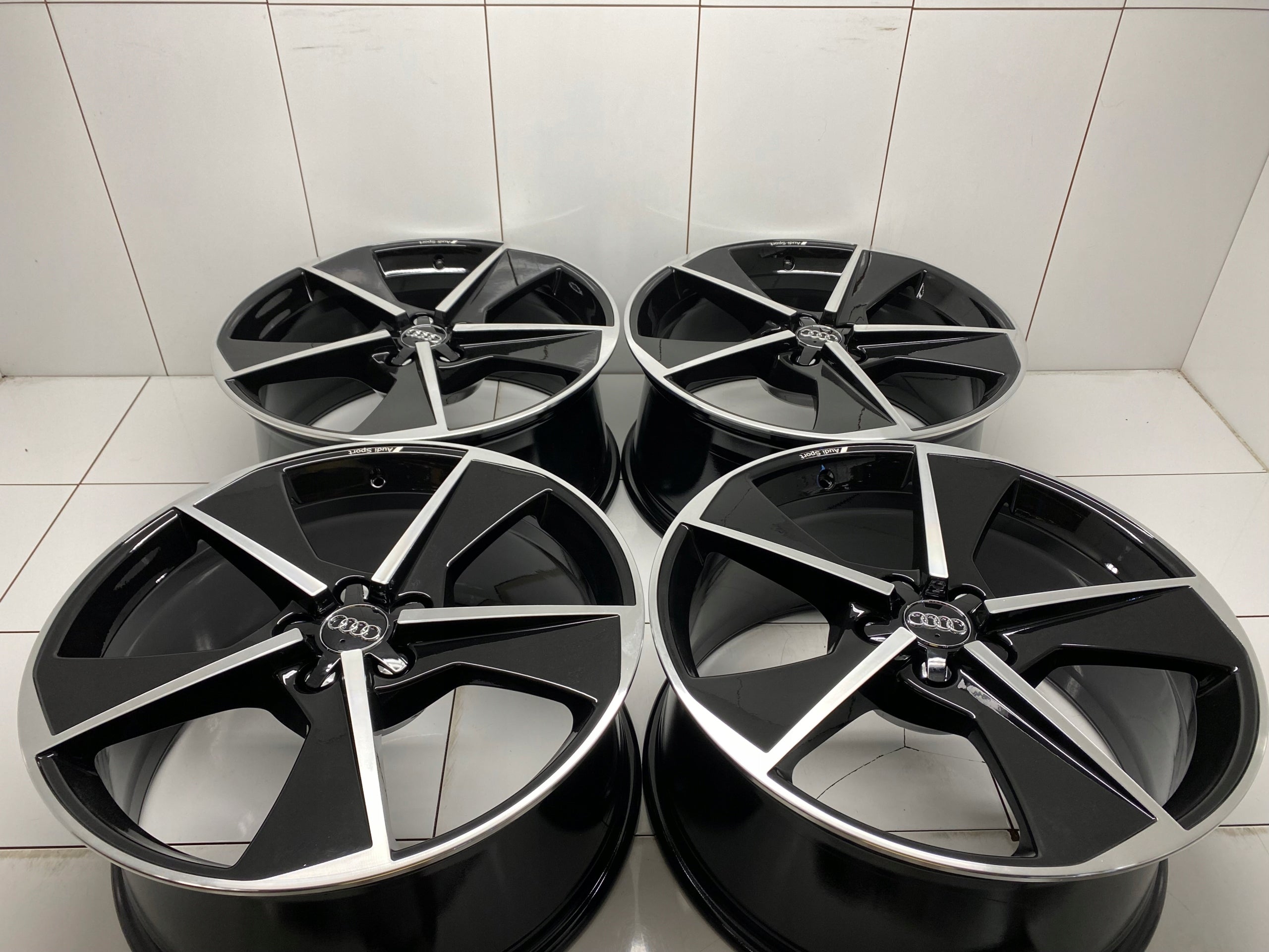 Alu Felge Audi A6 A8 Q7 A5 TT Aluminum rim 20 Zoll 9.0J 5x112