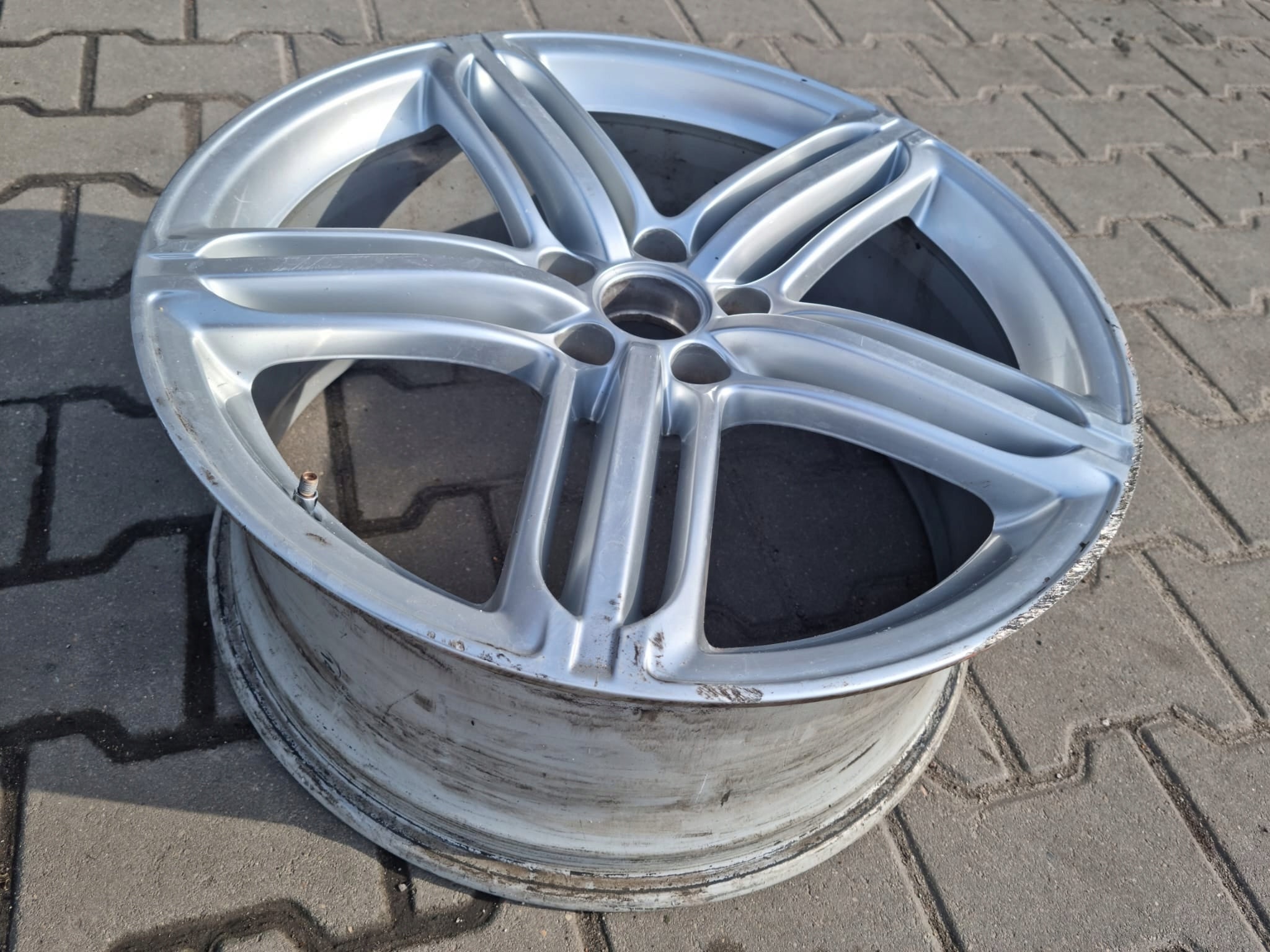 1x Alu Felge Audi A6 S5 A5 S6 Aluminum rim 20 Zoll 8.5J 5x112 45ET 4G0601025T