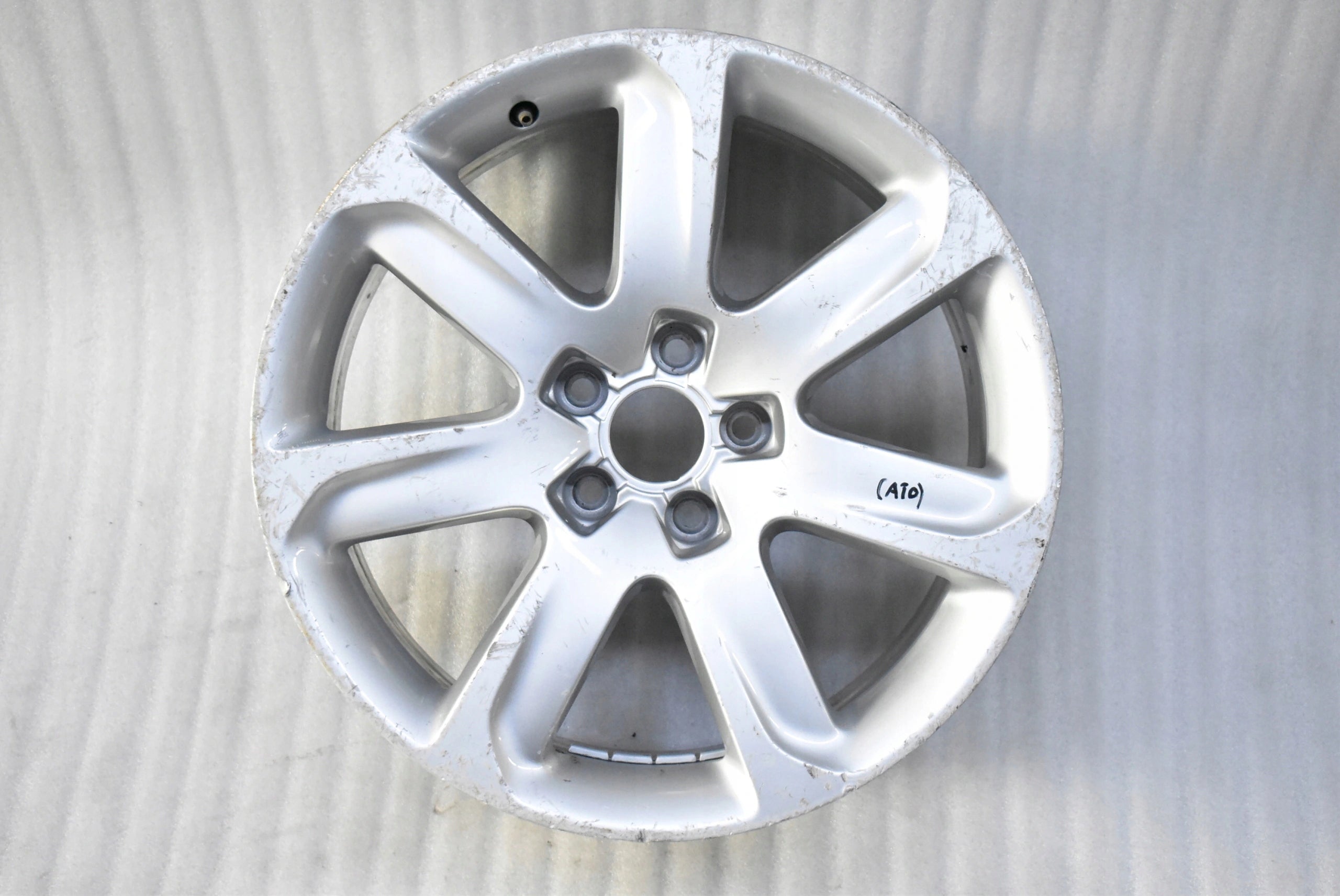 1x Alu Felge Audi A5 A7 Aluminum rim 18 Zoll 8.5J 5x112 32ET 4G8601025A