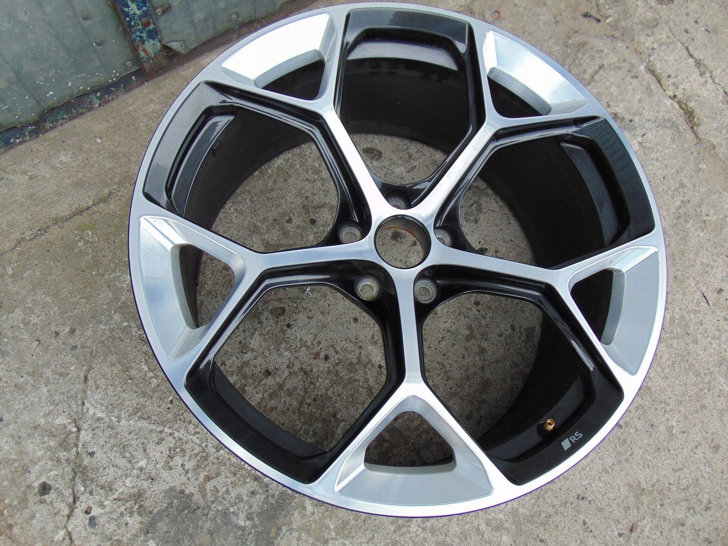 1x Alu Felge Audi S4 S5 RS5 A5 Aluminum rim 20 Zoll 9.0J 5x112 22ET 8W0601025GK