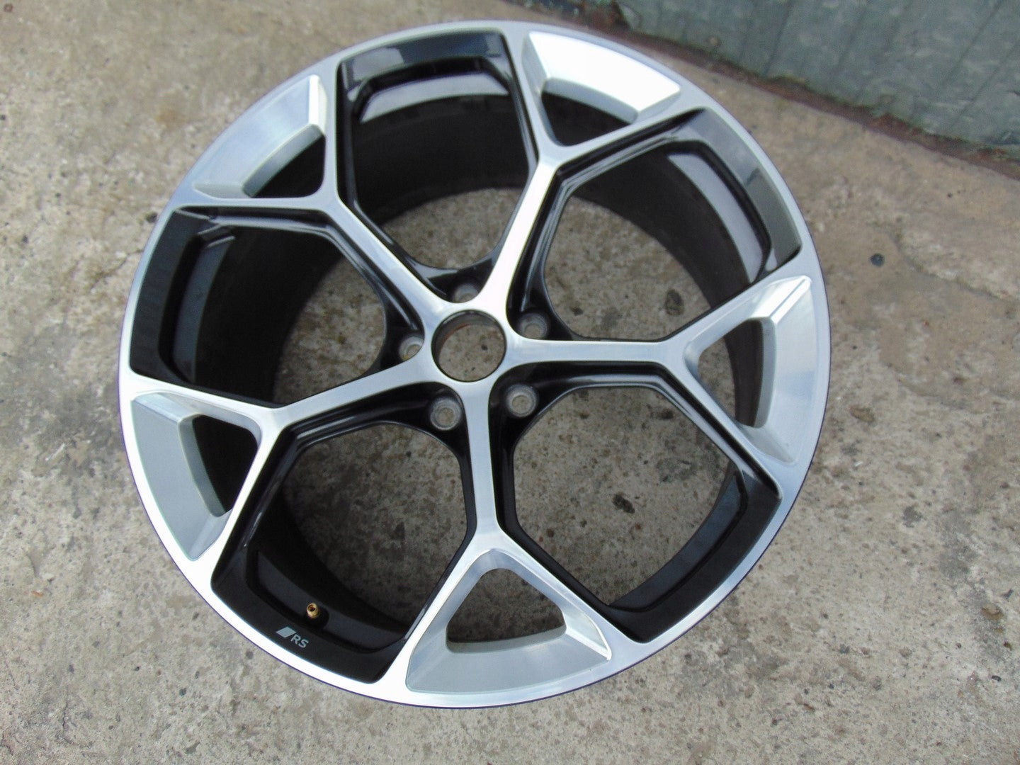 1x Alu Felge Audi S4 S5 RS5 A5 Aluminum rim 20 Zoll 9.0J 5x112 22ET 8W0601025GK