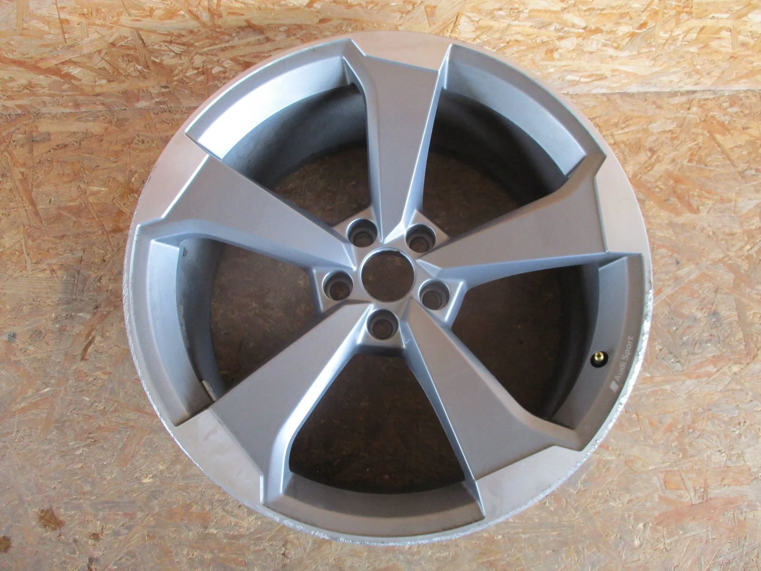  1x Alu Felge Audi A5 S5 Aluminum rim 20 Zoll 9.0J 5x112 -34ET 8W0601025CF product image