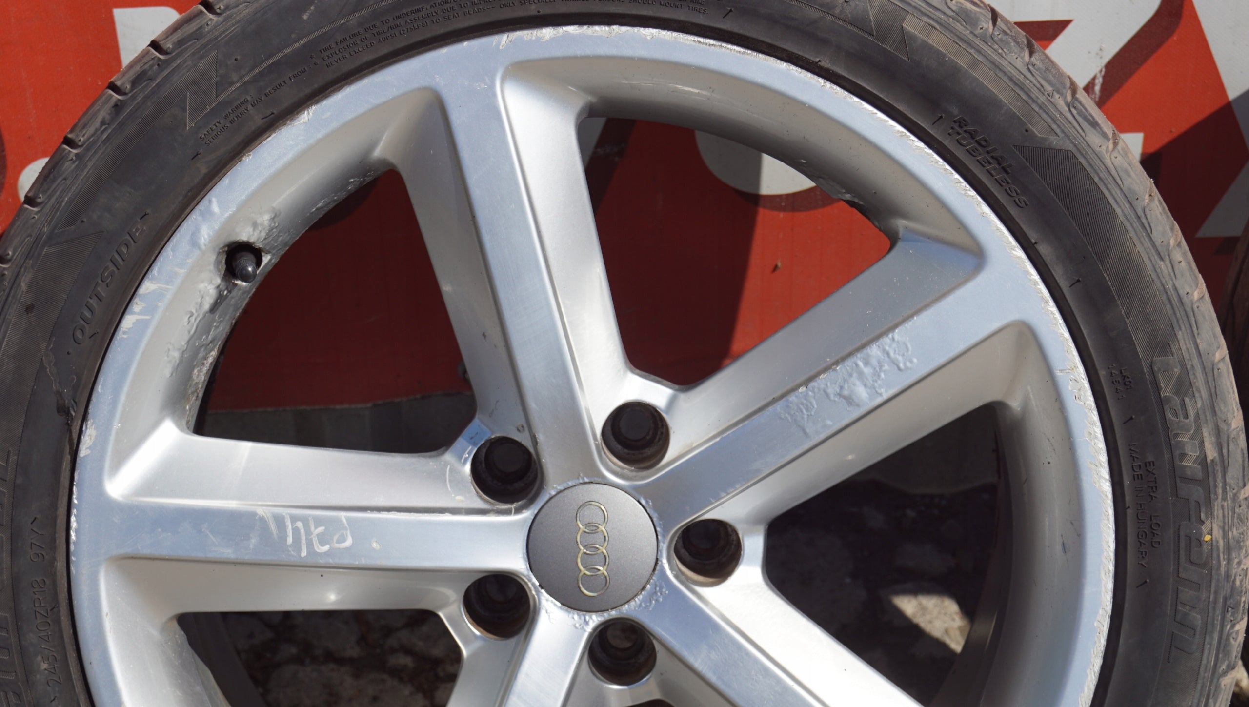 Alu Felge Audi A5 Aluminum rim 18 Zoll 8.5J 5x112 8T0601025M