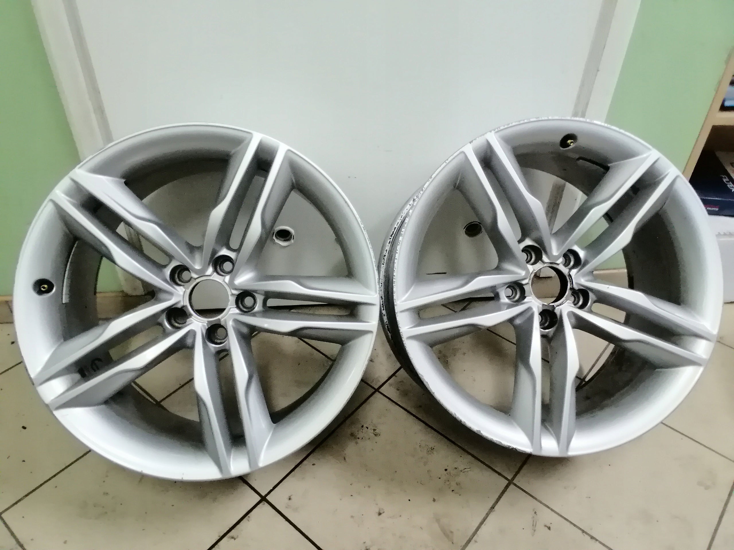 1x Alu Felge Audi A5 Aluminum rim 19 Zoll 8.5J 5x112 32ET 8T0601025H