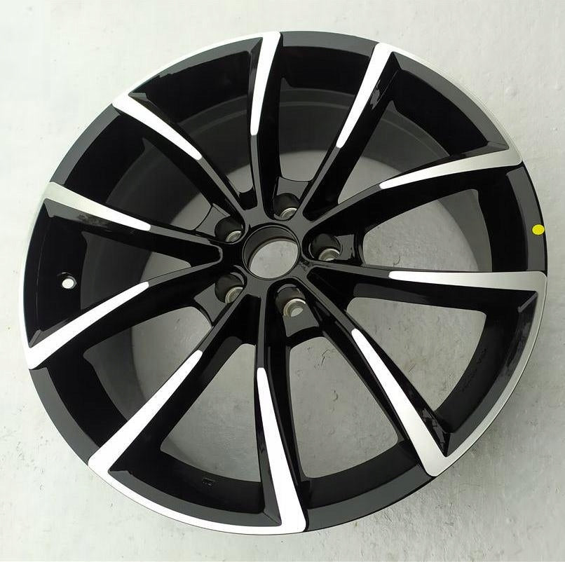 1x Alu Felge Audi A5 Aluminum rim 19 Zoll 8.0J 5x112