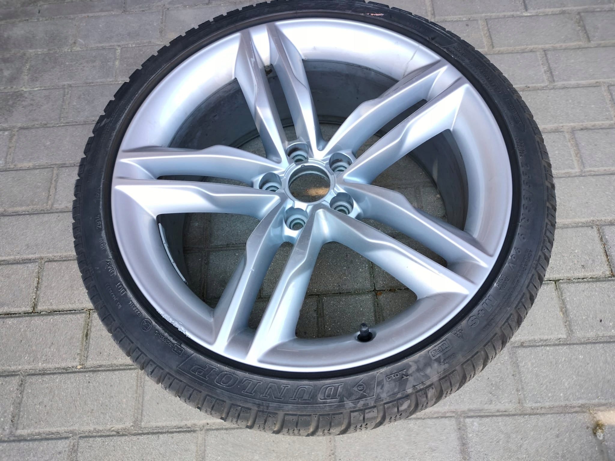 1x Alu Felge Audi A5 Aluminum rim 19 Zoll 8.5J 5x112 32ET 8T0601025CN