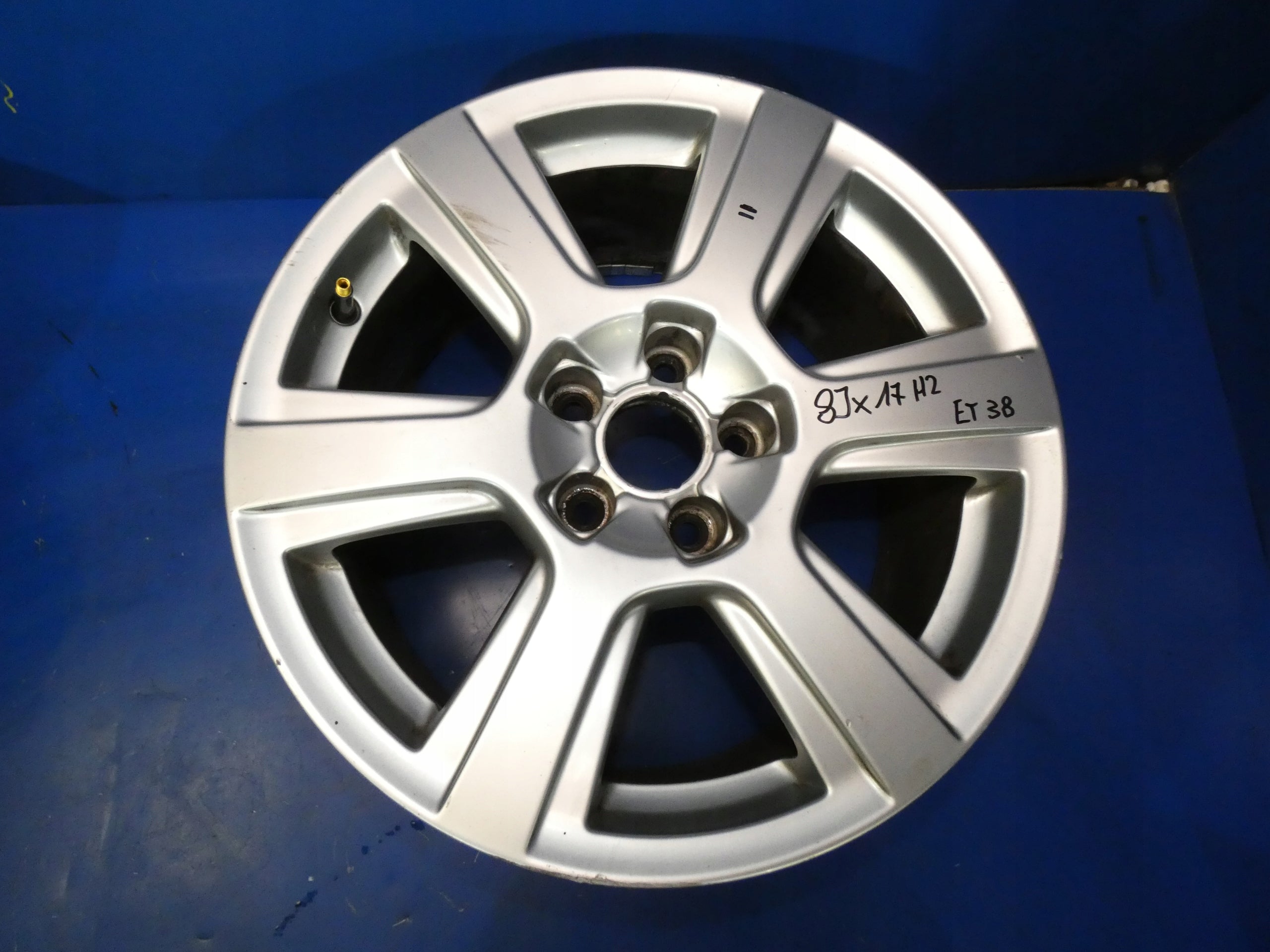 Alu Felge Audi Q3 A6 A8 A7 Q5 Aluminum rim 17 Zoll 8.0J 5x112